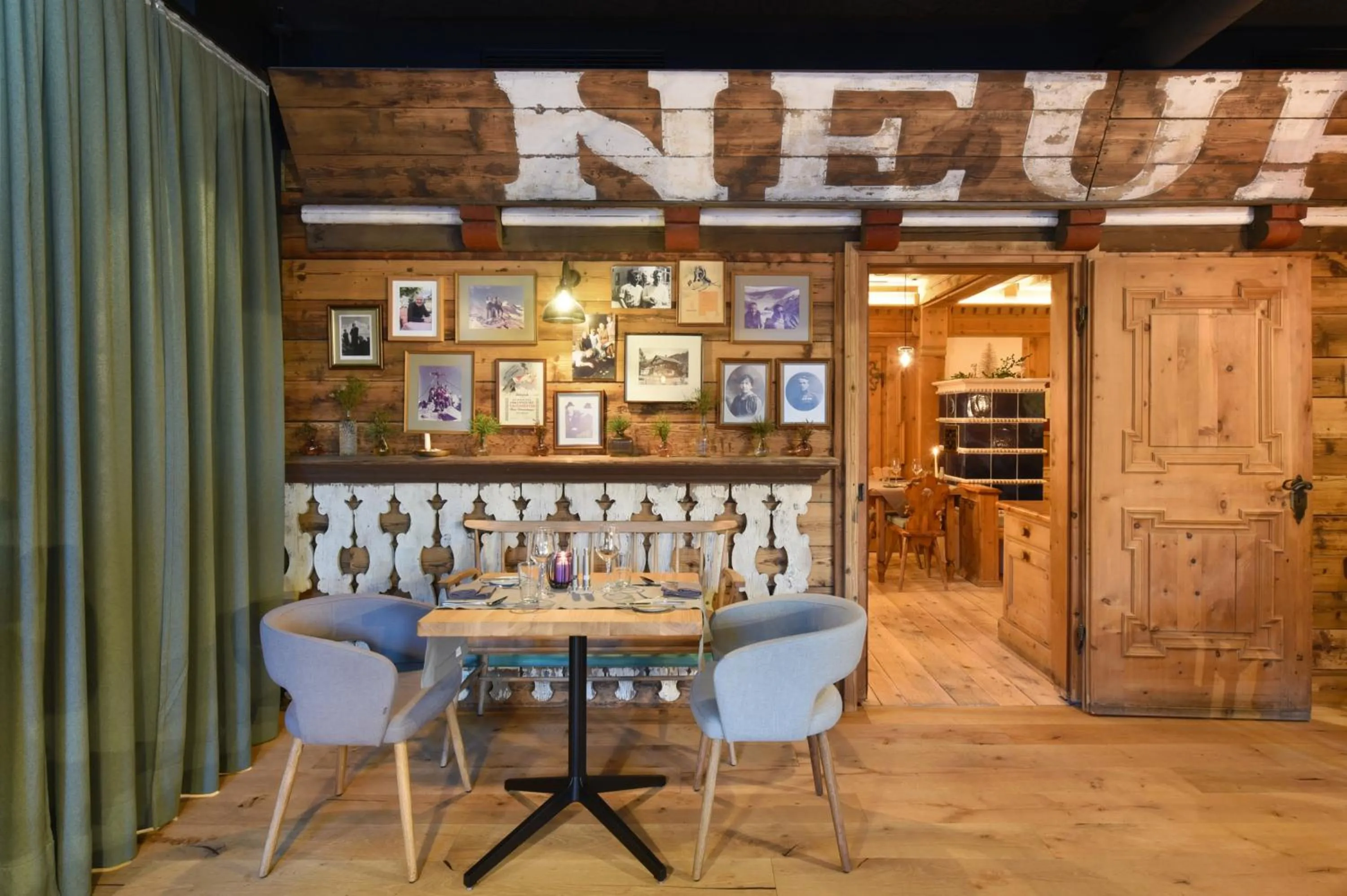 Restaurant/places to eat in Venediger Lodge