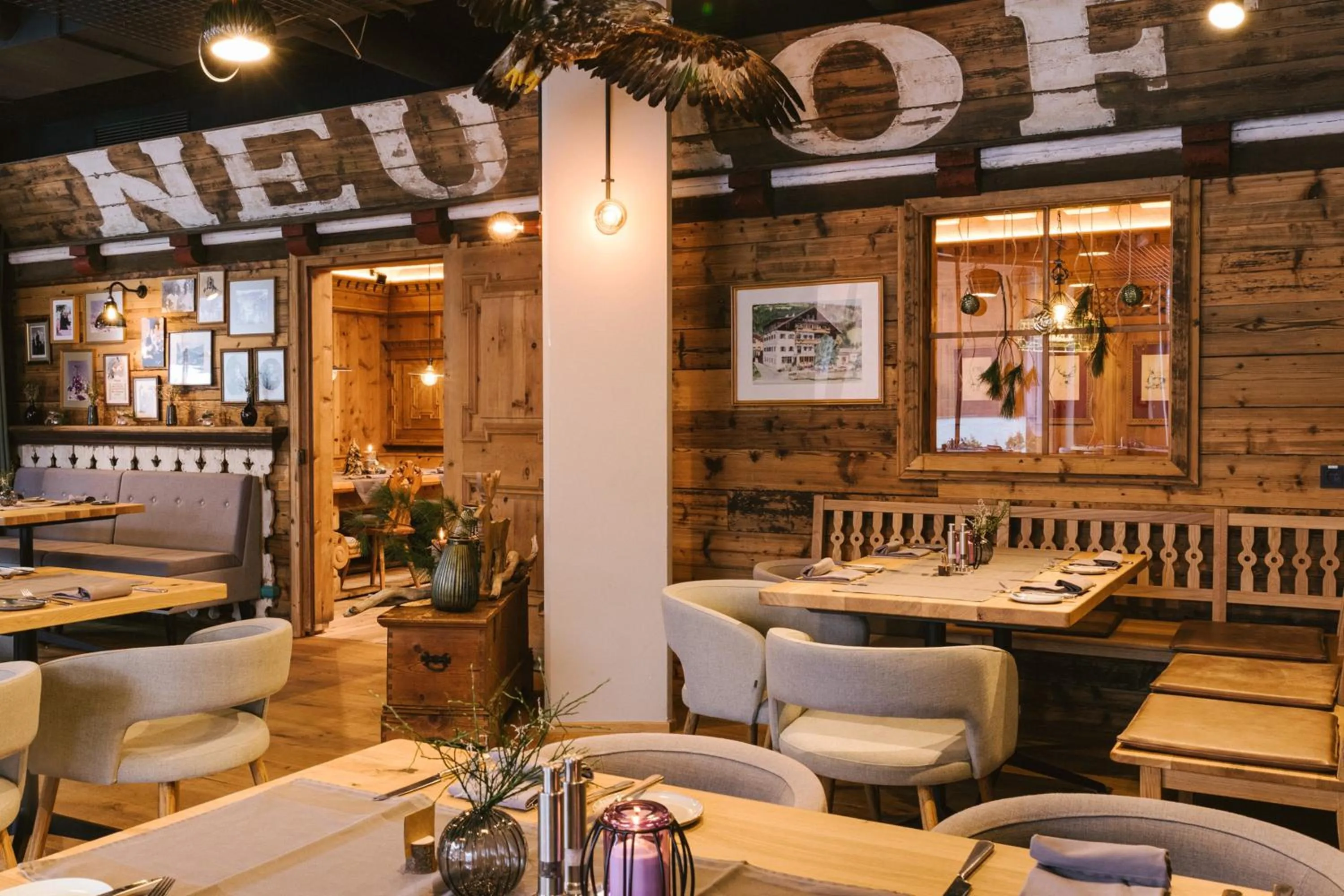 Restaurant/places to eat in Venediger Lodge