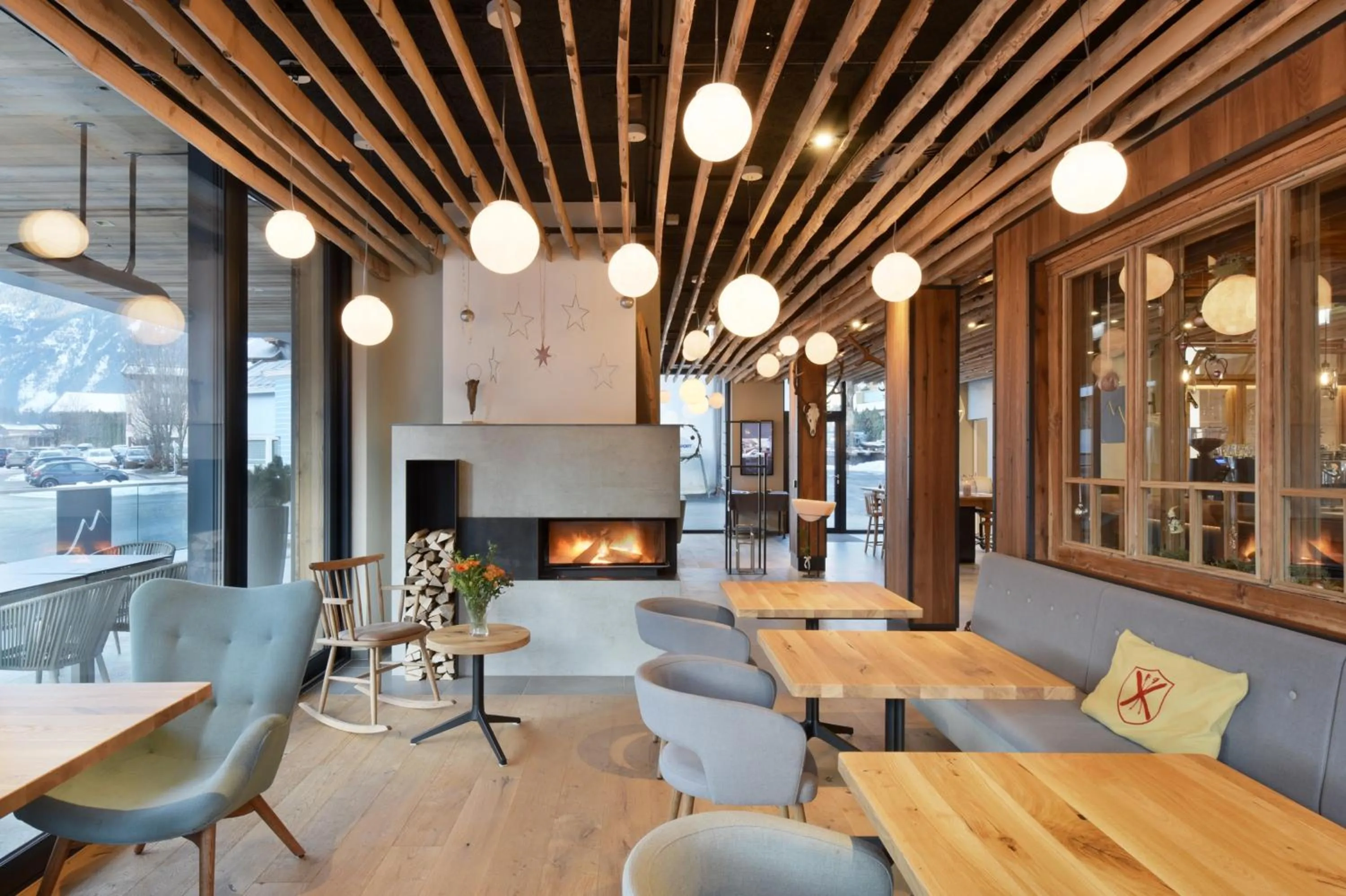 Lounge or bar in Venediger Lodge