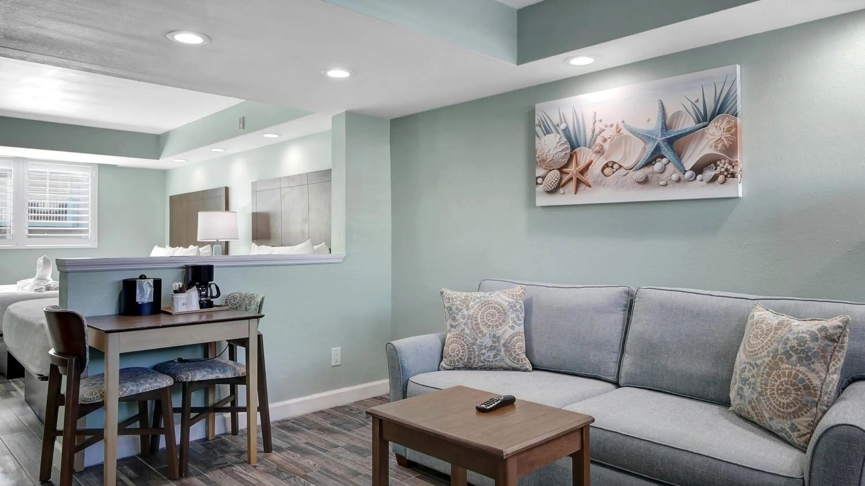 Living room in Boardwalk Inn and Suites