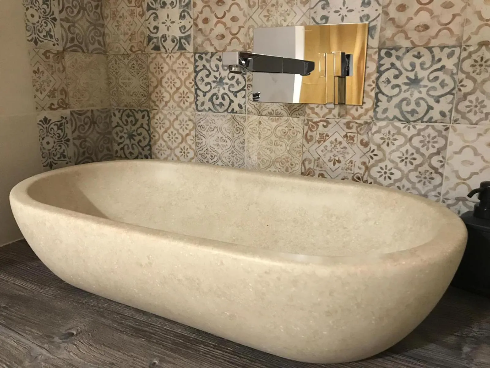 Bathroom in BorgoNove