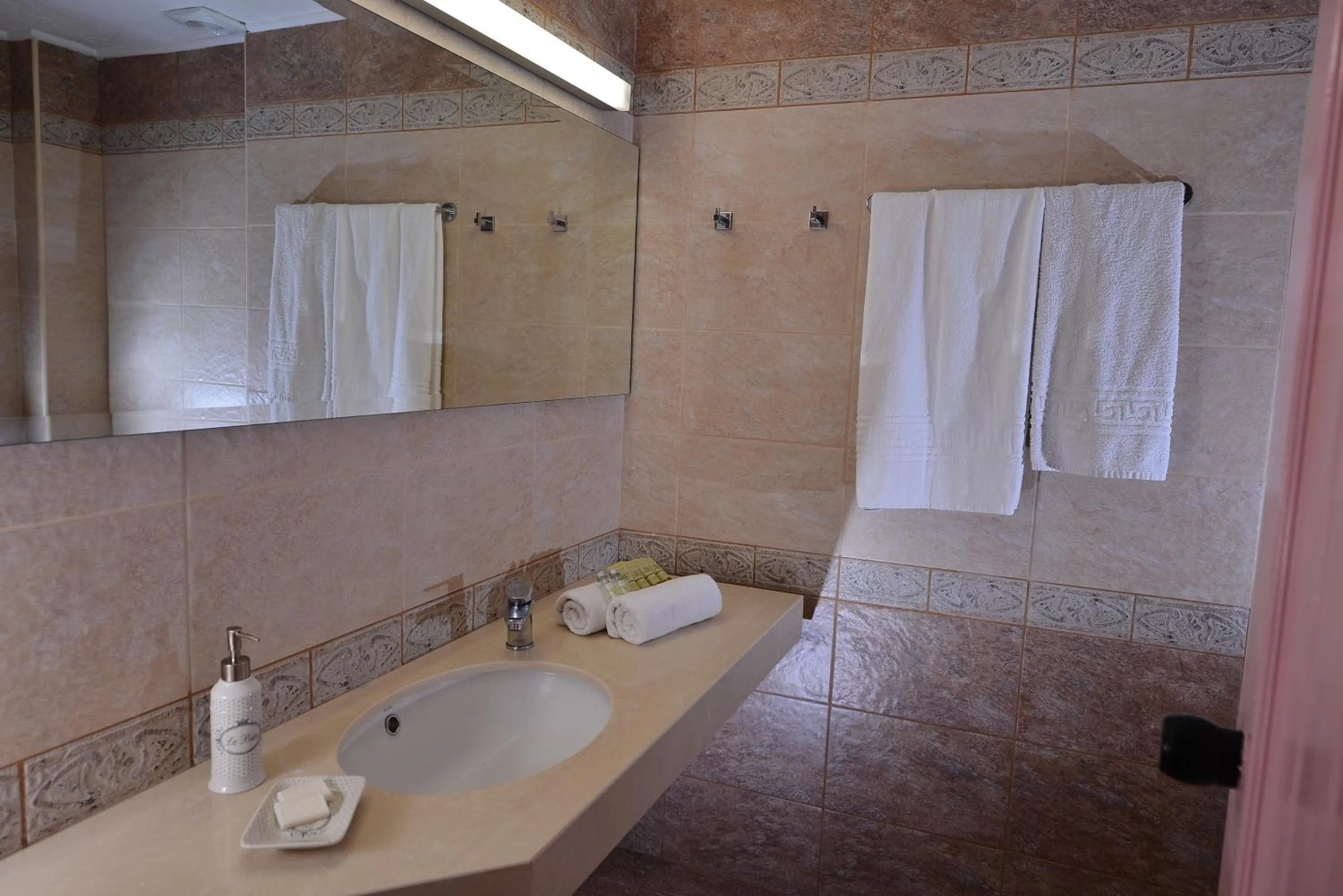 Bathroom in Arlen Beach Hotel