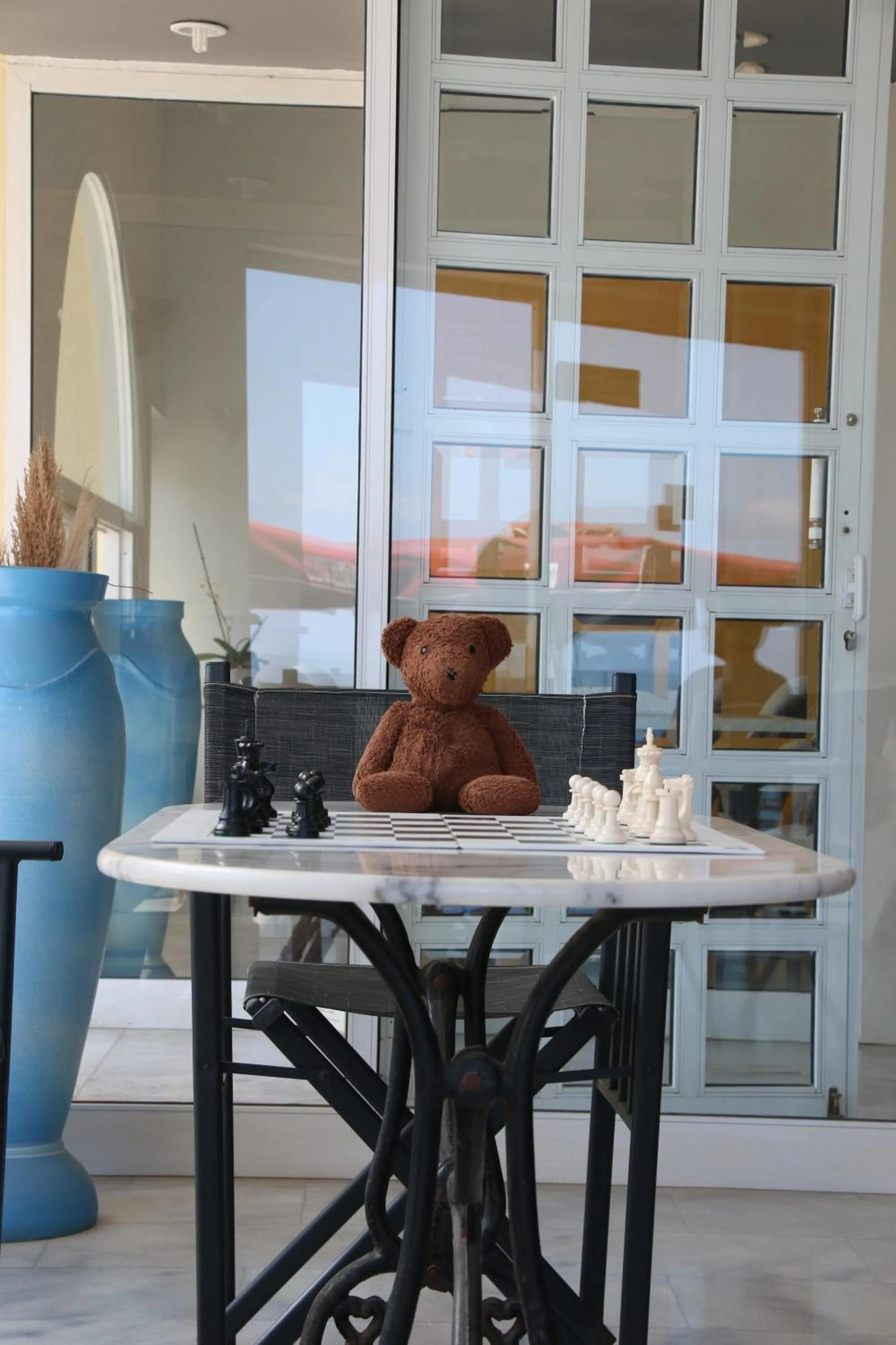 Decorative detail in Arlen Beach Hotel