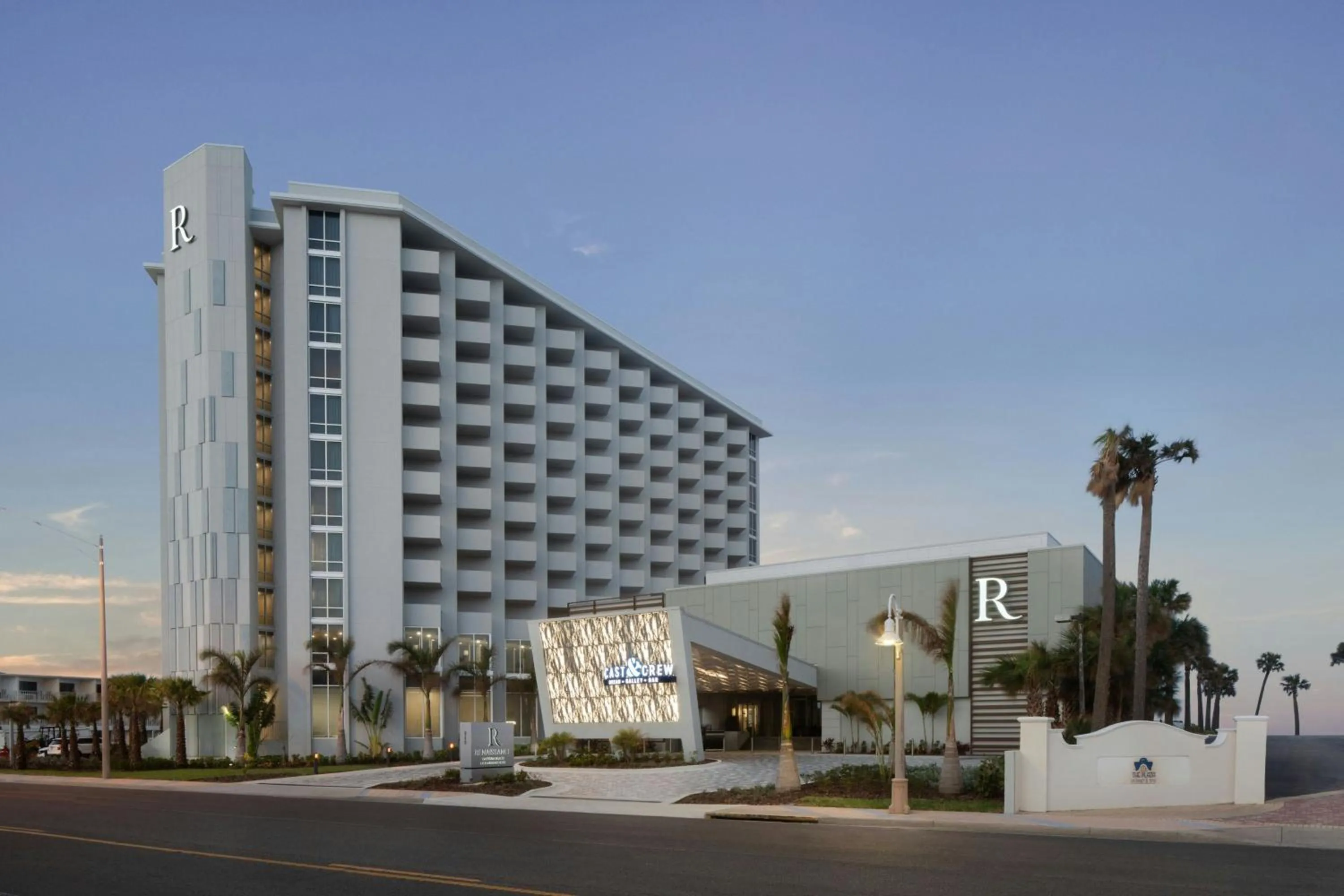 Property building in Renaissance Daytona Beach Oceanfront Hotel