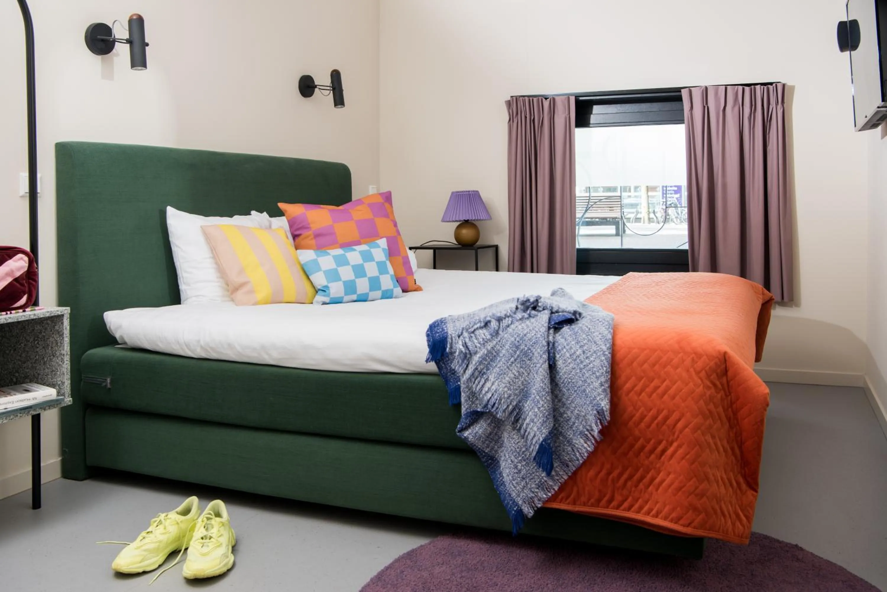 Bedroom, Bed in Hotel Unplugged