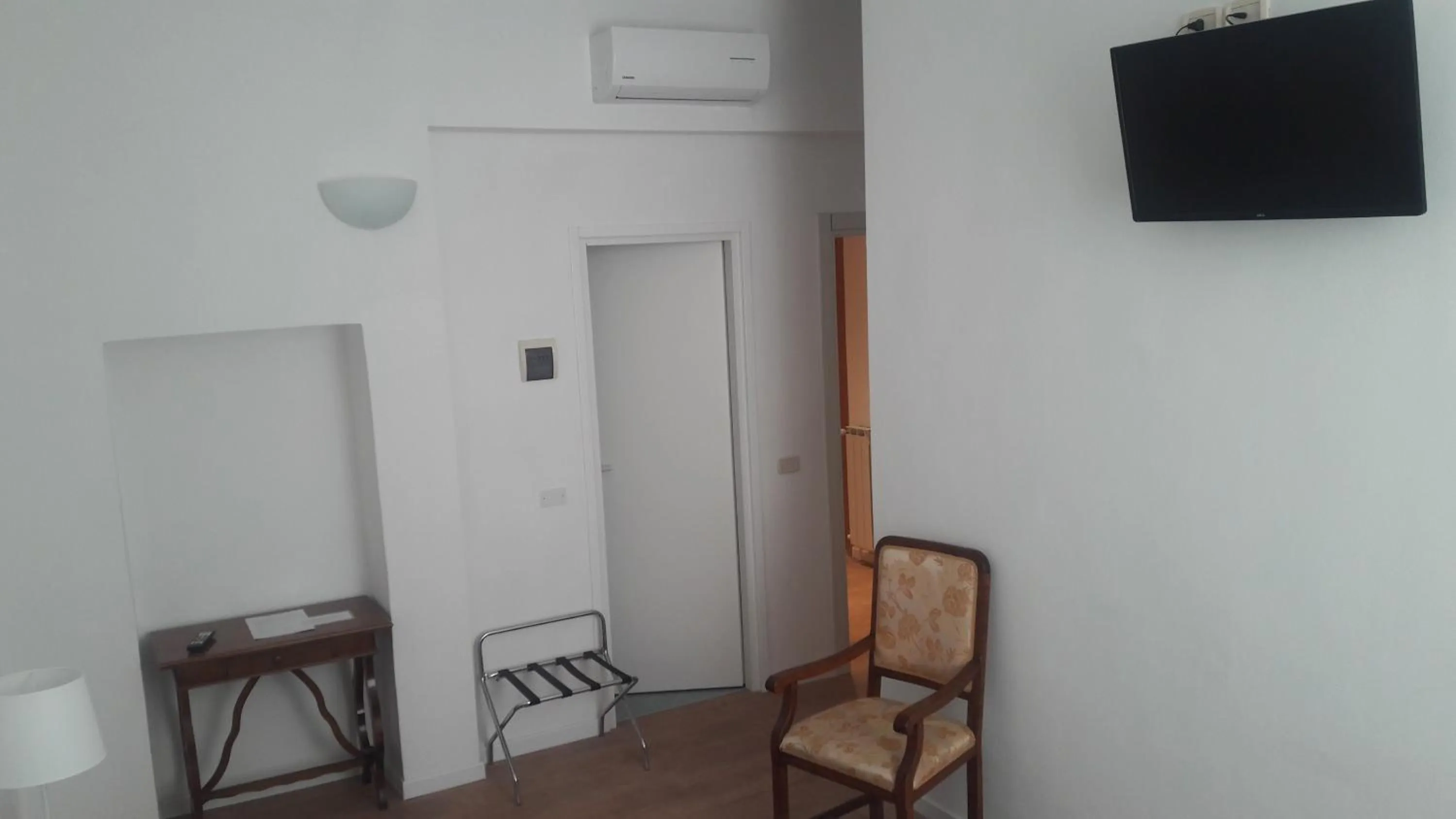 Il Grifo Camere e Suites