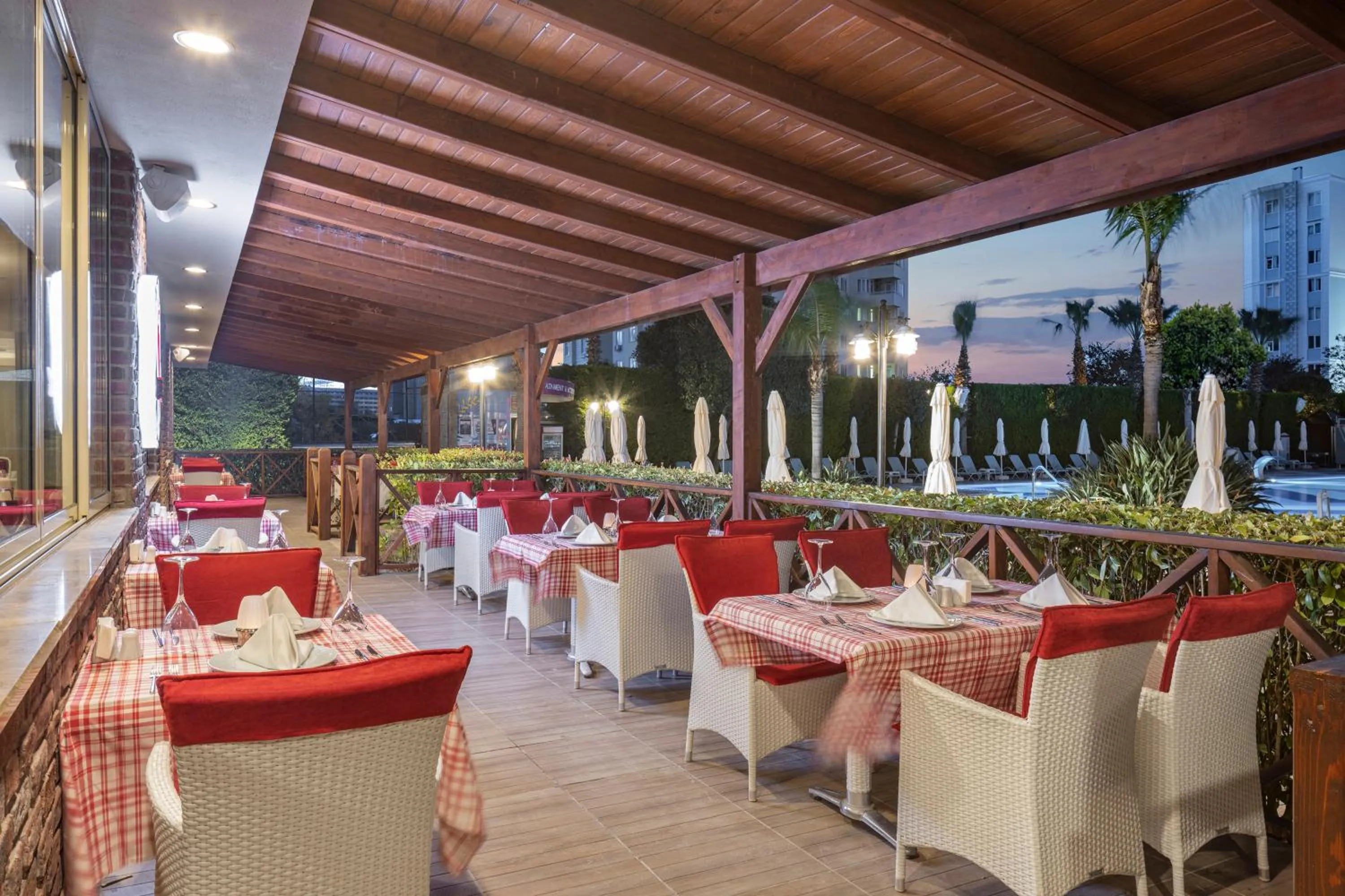 Restaurant/places to eat in Ramada Resort By Wyndham Lara