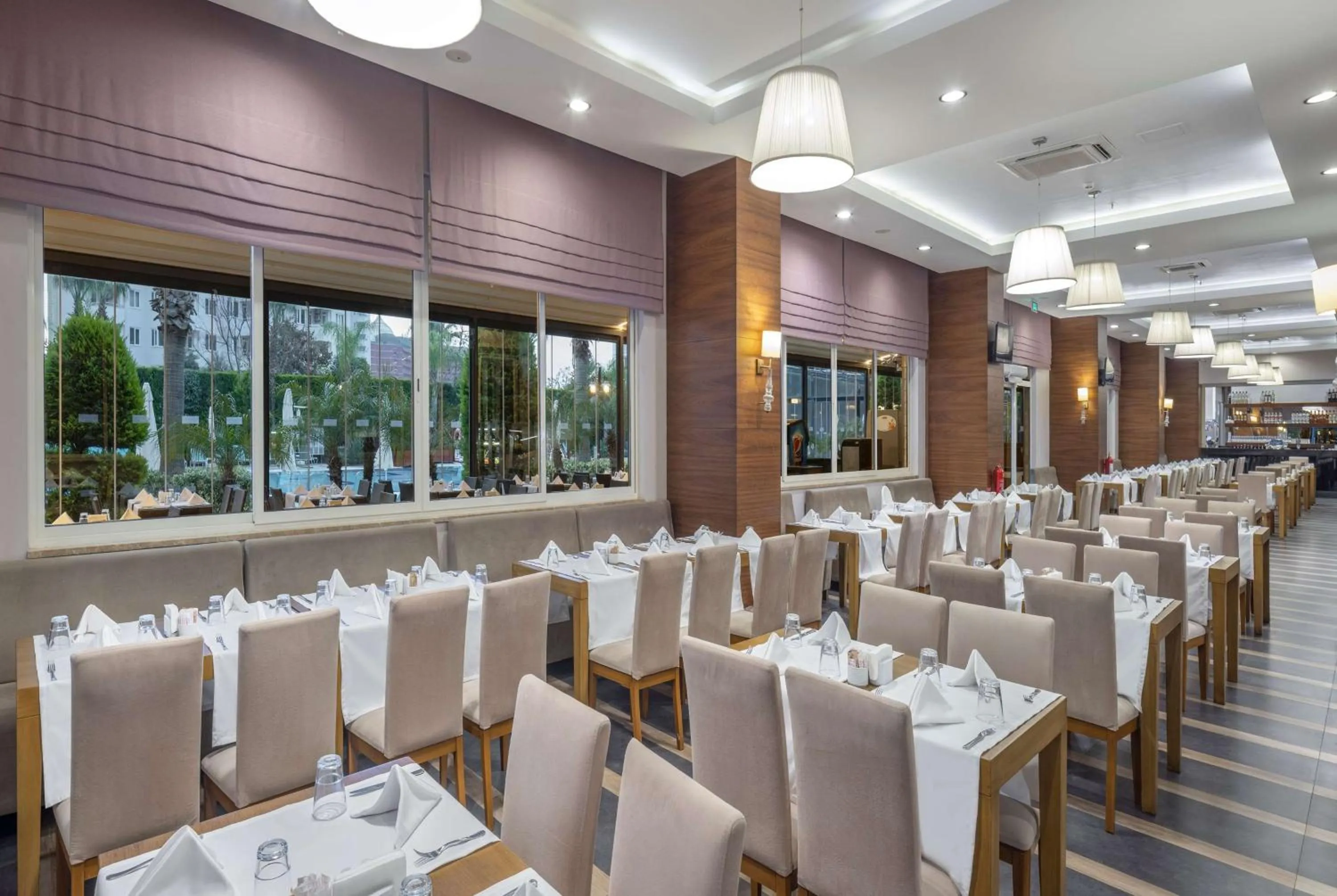 Restaurant/places to eat in Ramada Resort By Wyndham Lara