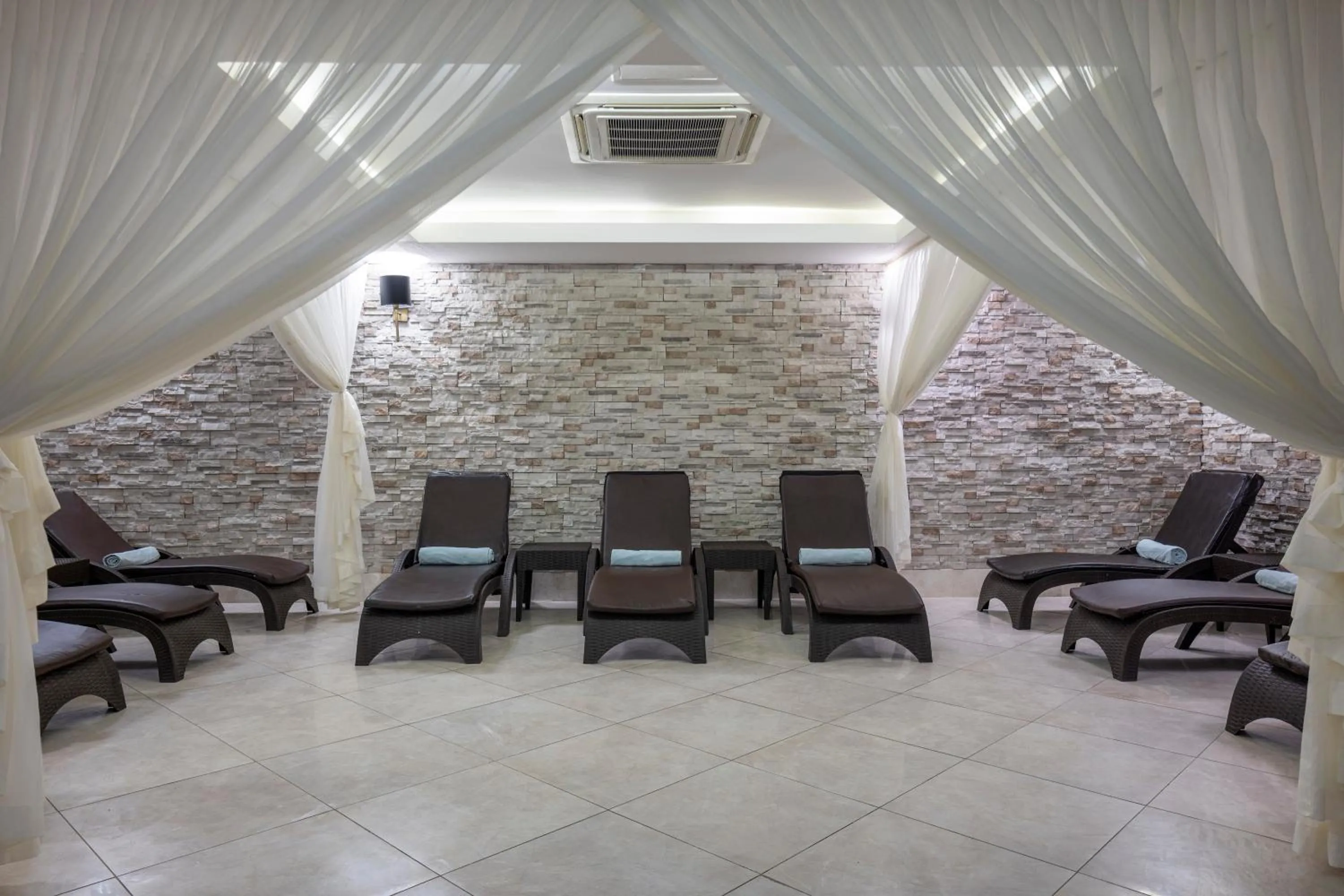 Spa and wellness centre/facilities in Ramada Resort By Wyndham Lara