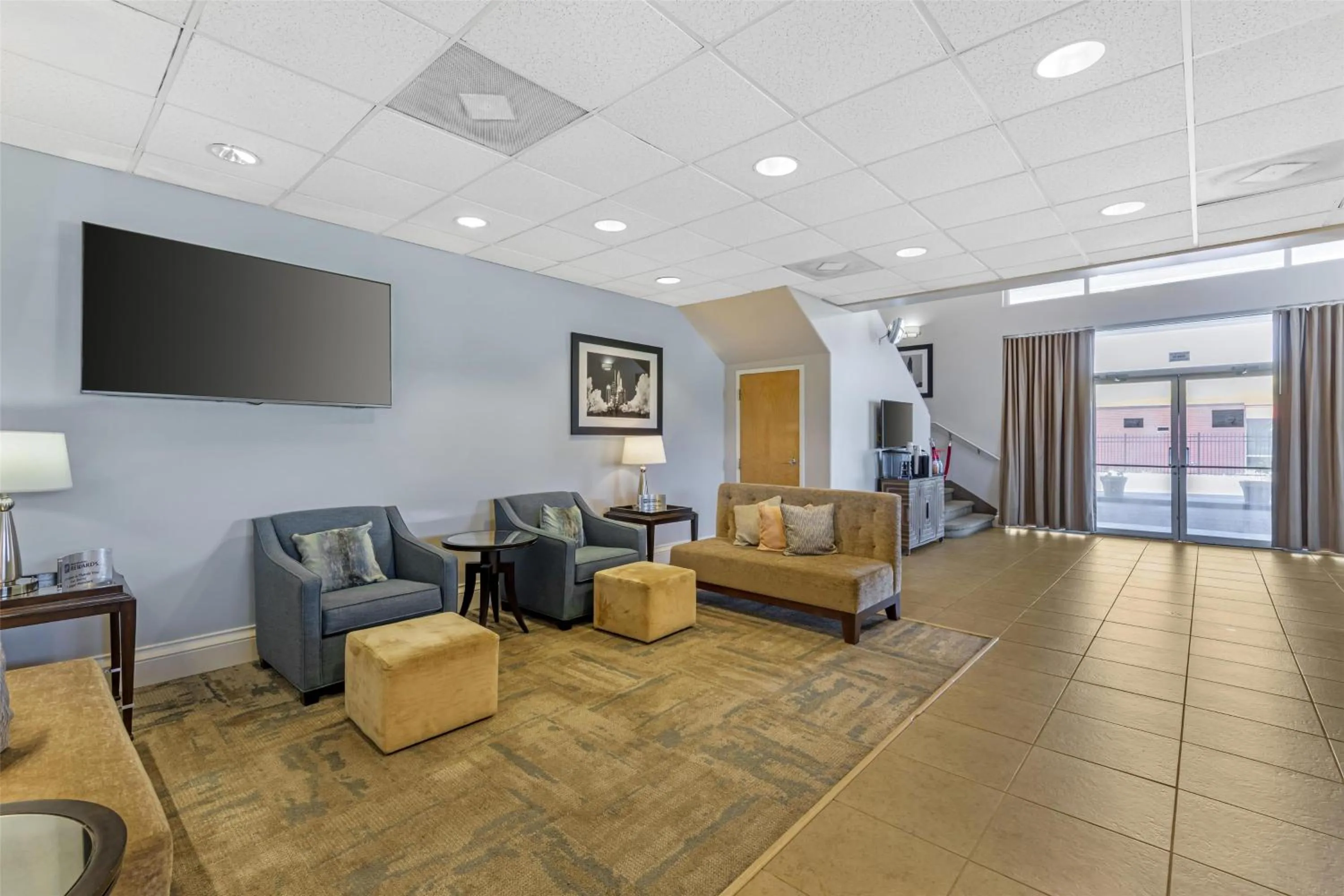 Lobby or reception in Best Western Space Shuttle Inn