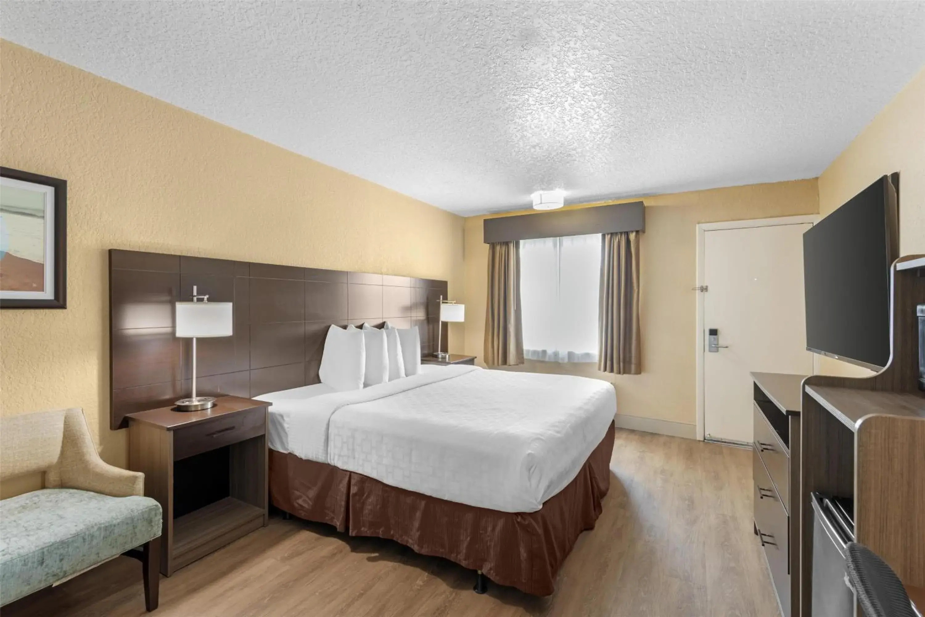 King Room - Mobility Accessible - Non-Smoking in Best Western Space Shuttle Inn King Room - Mobility Accessible - Non-Smoking in Best Western Space Shuttle Inn