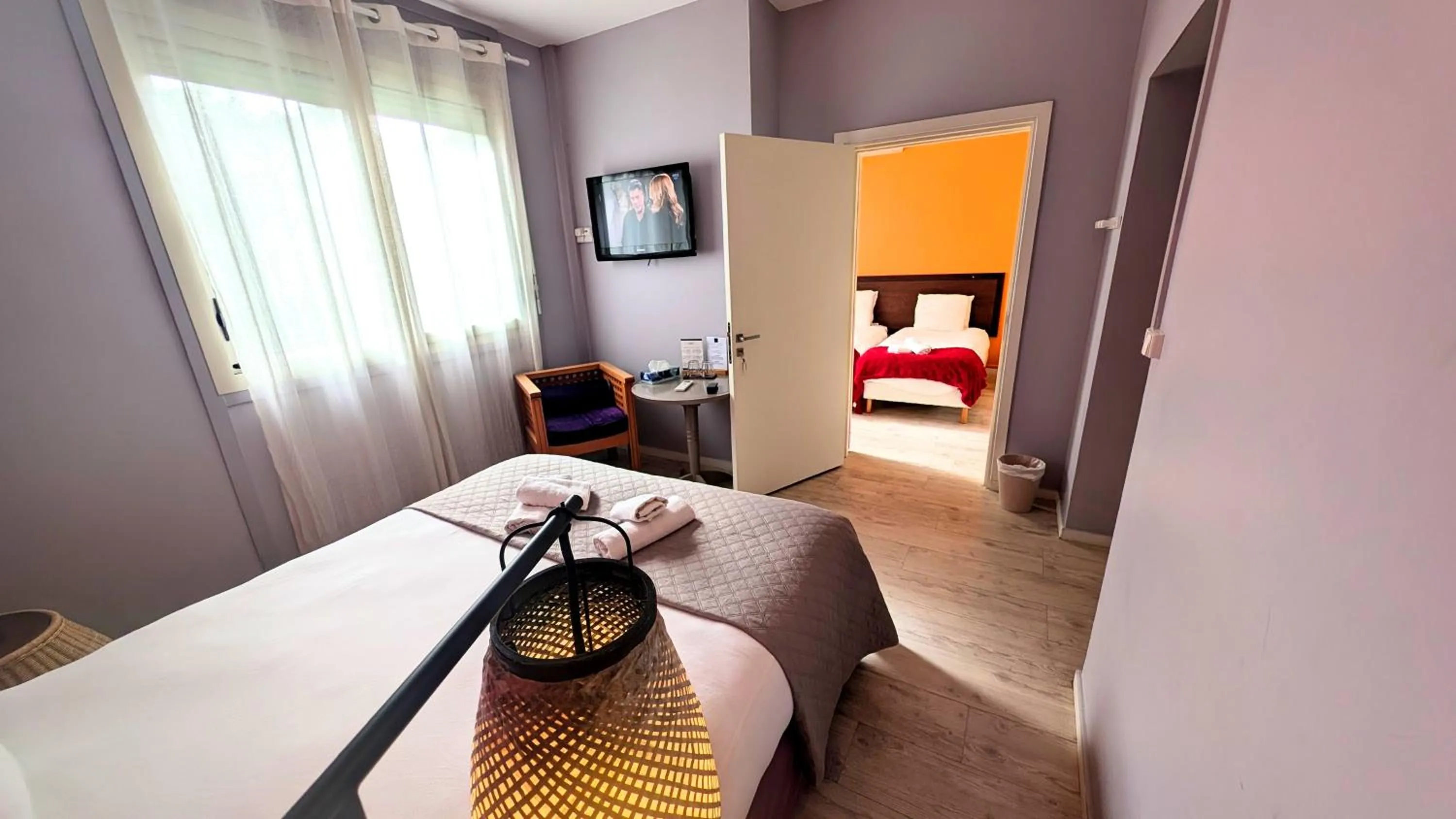 Photo of the whole room, Bed in MOODz HOTEL VIENNE