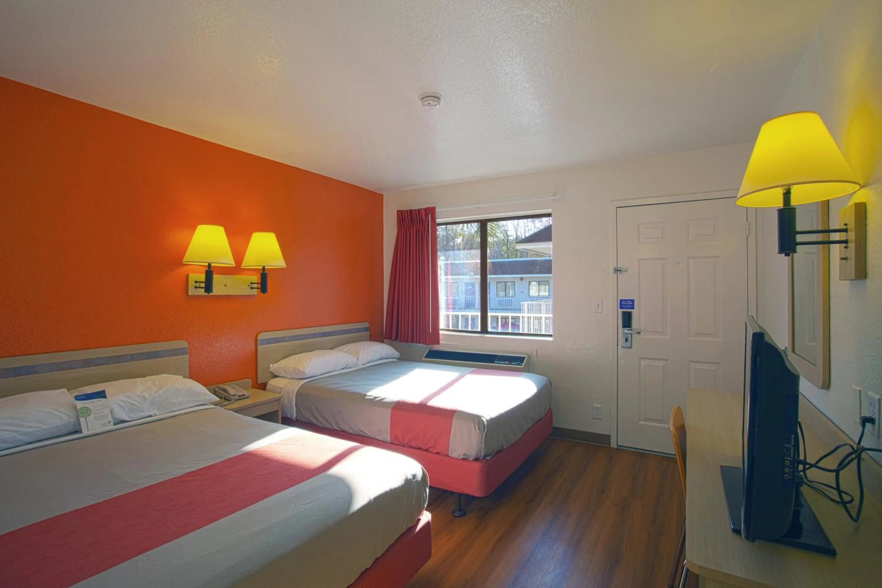 Bed in North Charleston Lodge