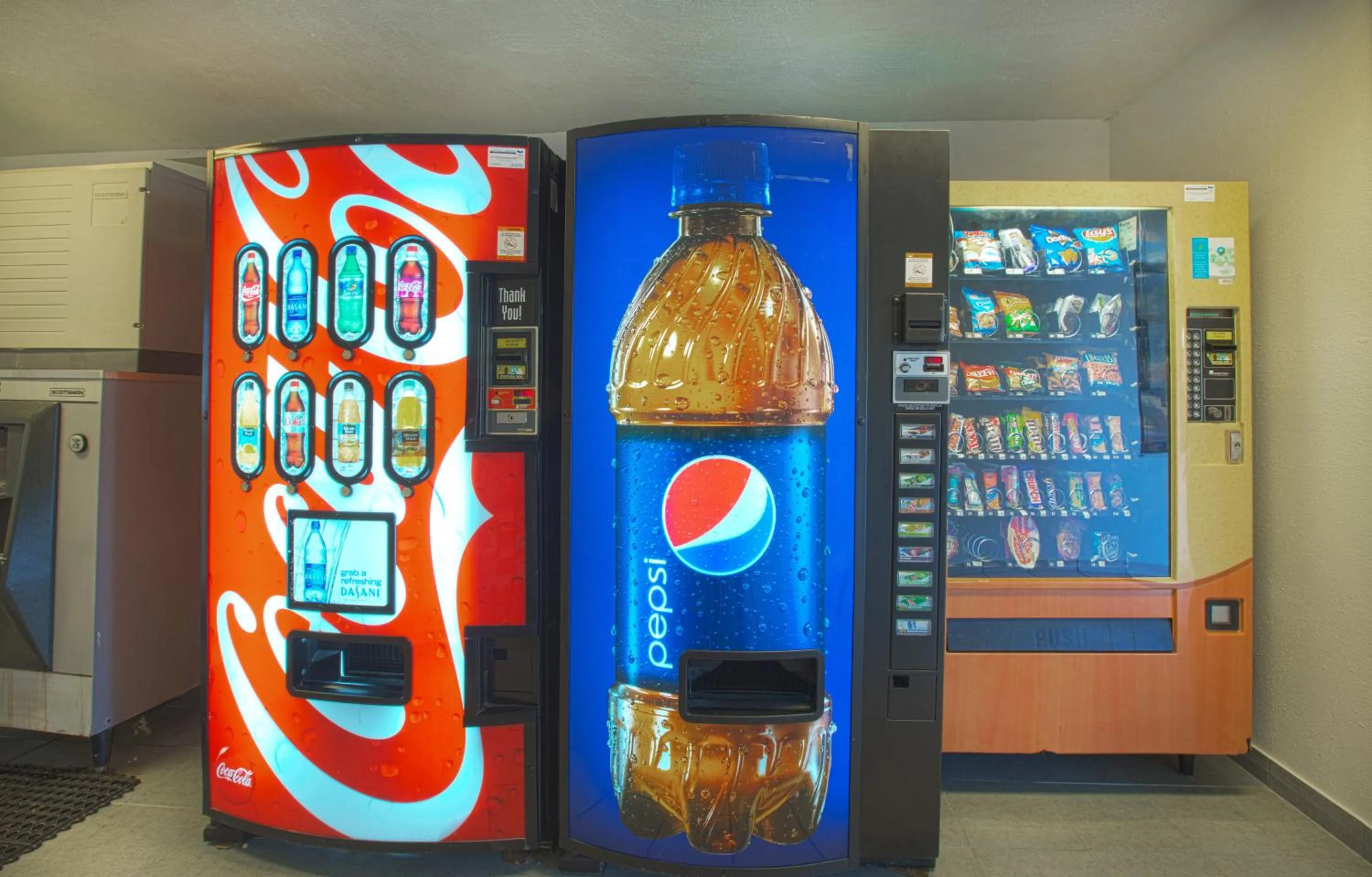 On-site shops in North Charleston Lodge