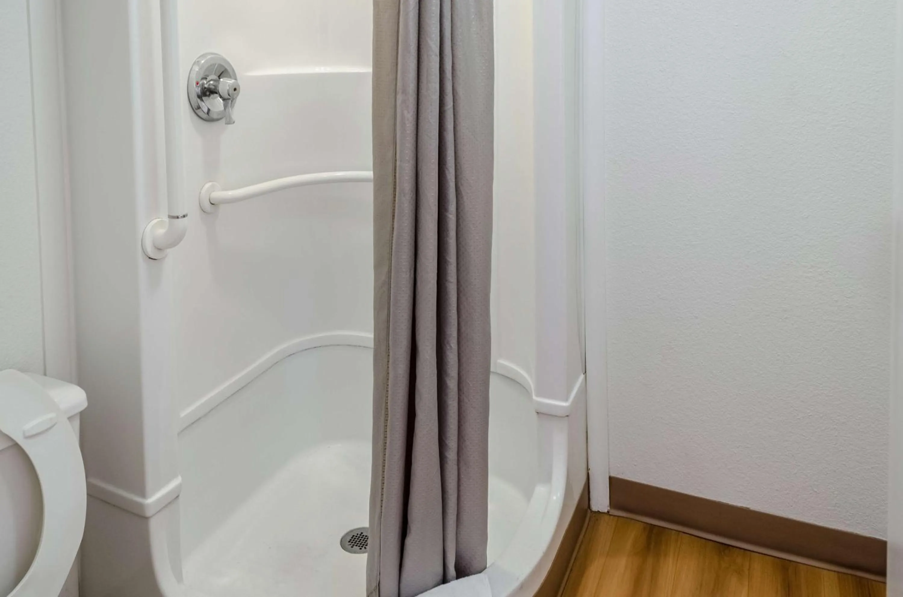 Bathroom in North Charleston Lodge