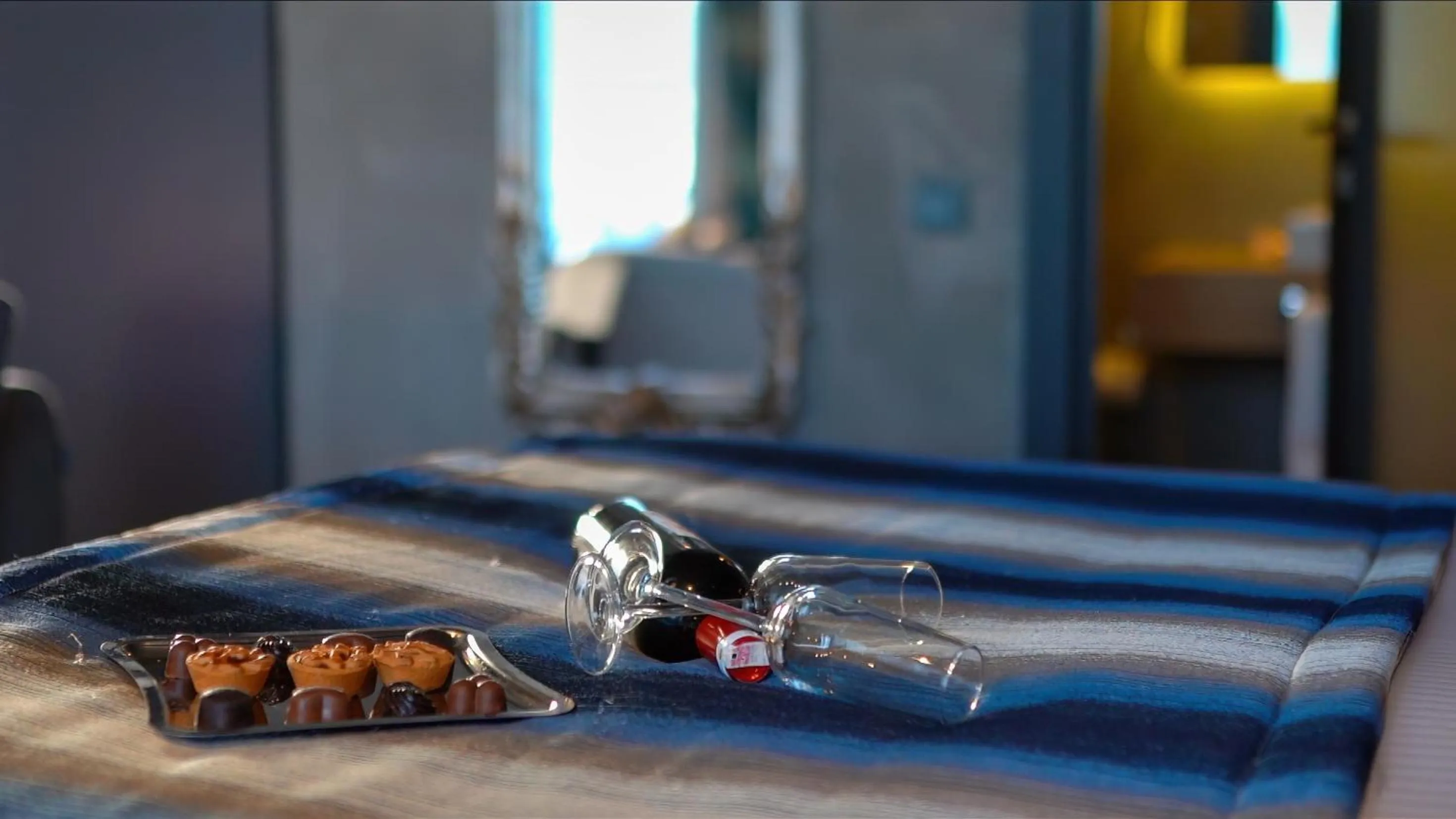 Bed in Sandora Boutiuqe Hotel