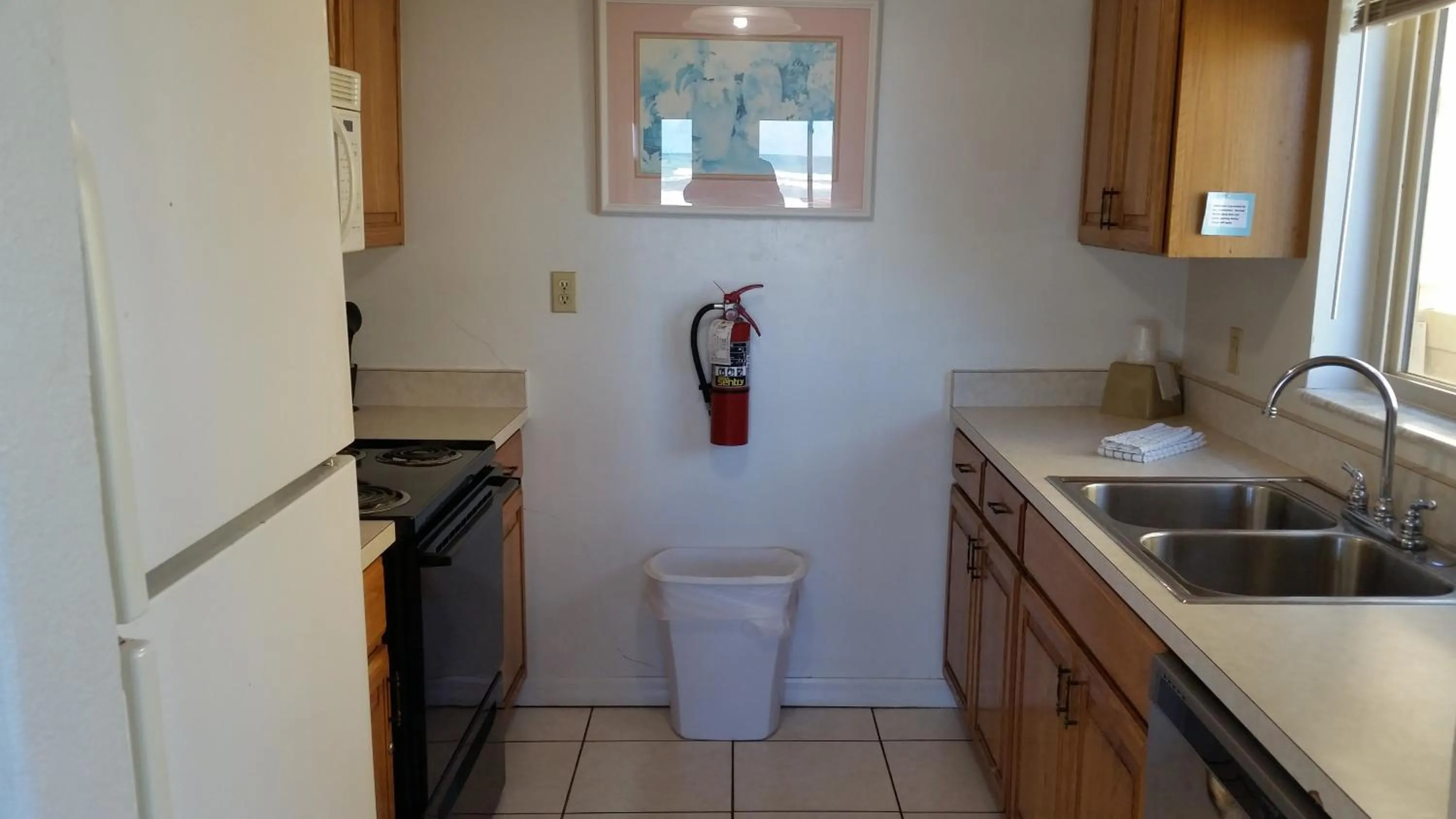 Coffee/tea facilities in Driftwood Beach Motel