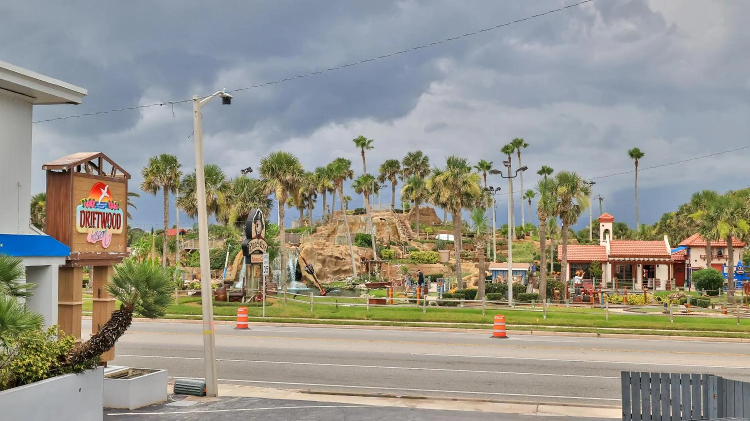 City view in Driftwood Beach Motel