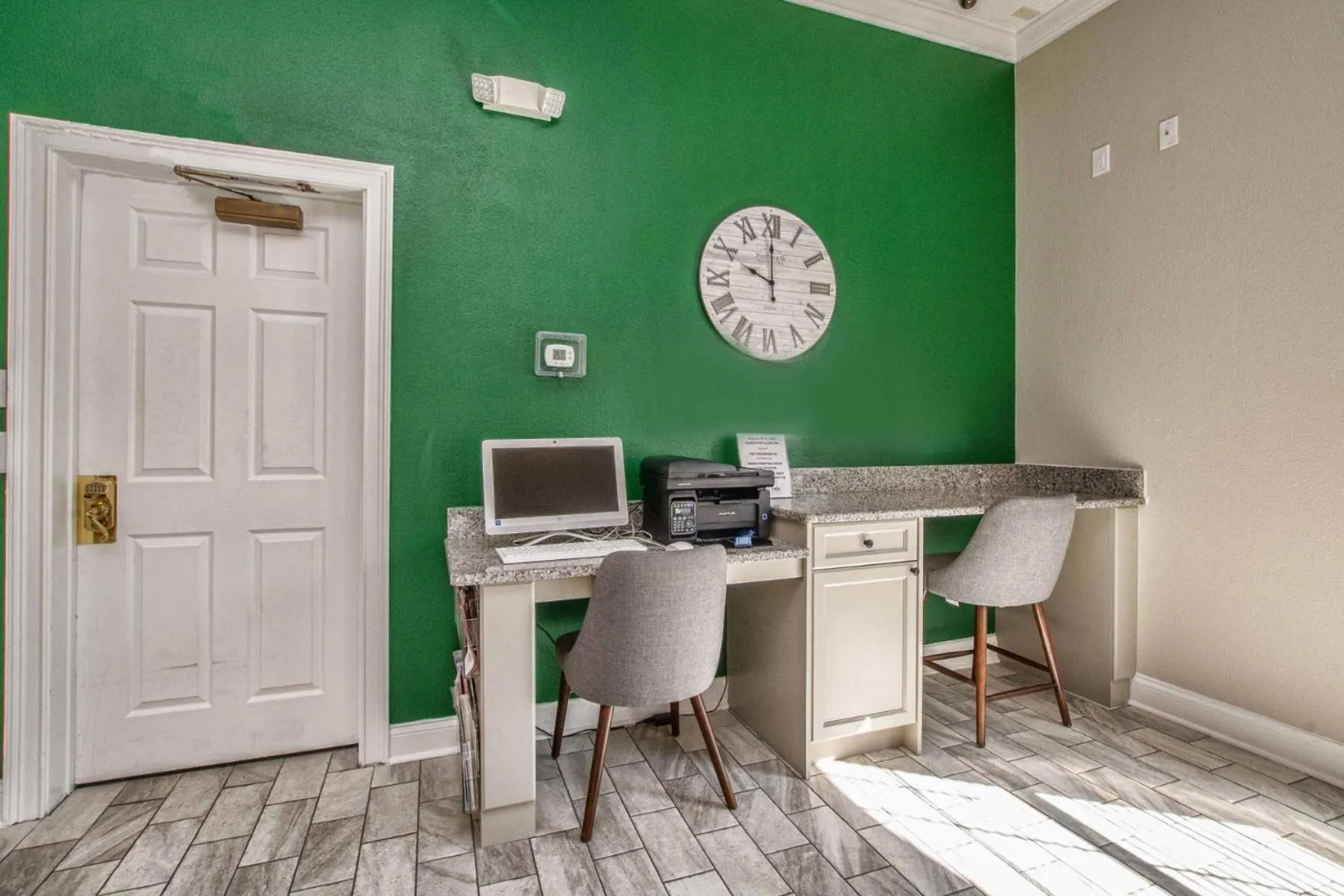 Business facilities in Shooting Star - Family friendly 4 bed pool home on Emerald Island Resort - close to Disney World!