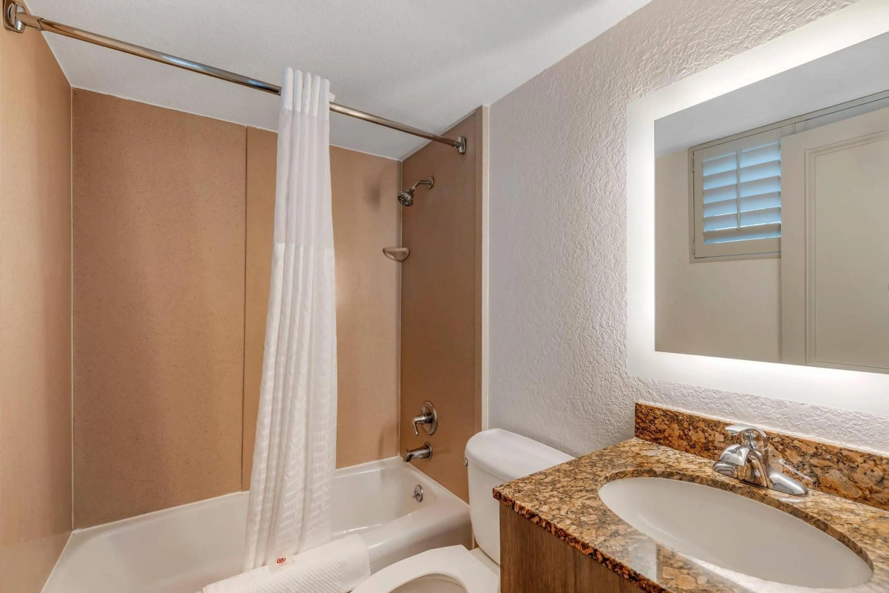 Bedroom in Comfort Inn & Suites Ormond Beach Oceanfront