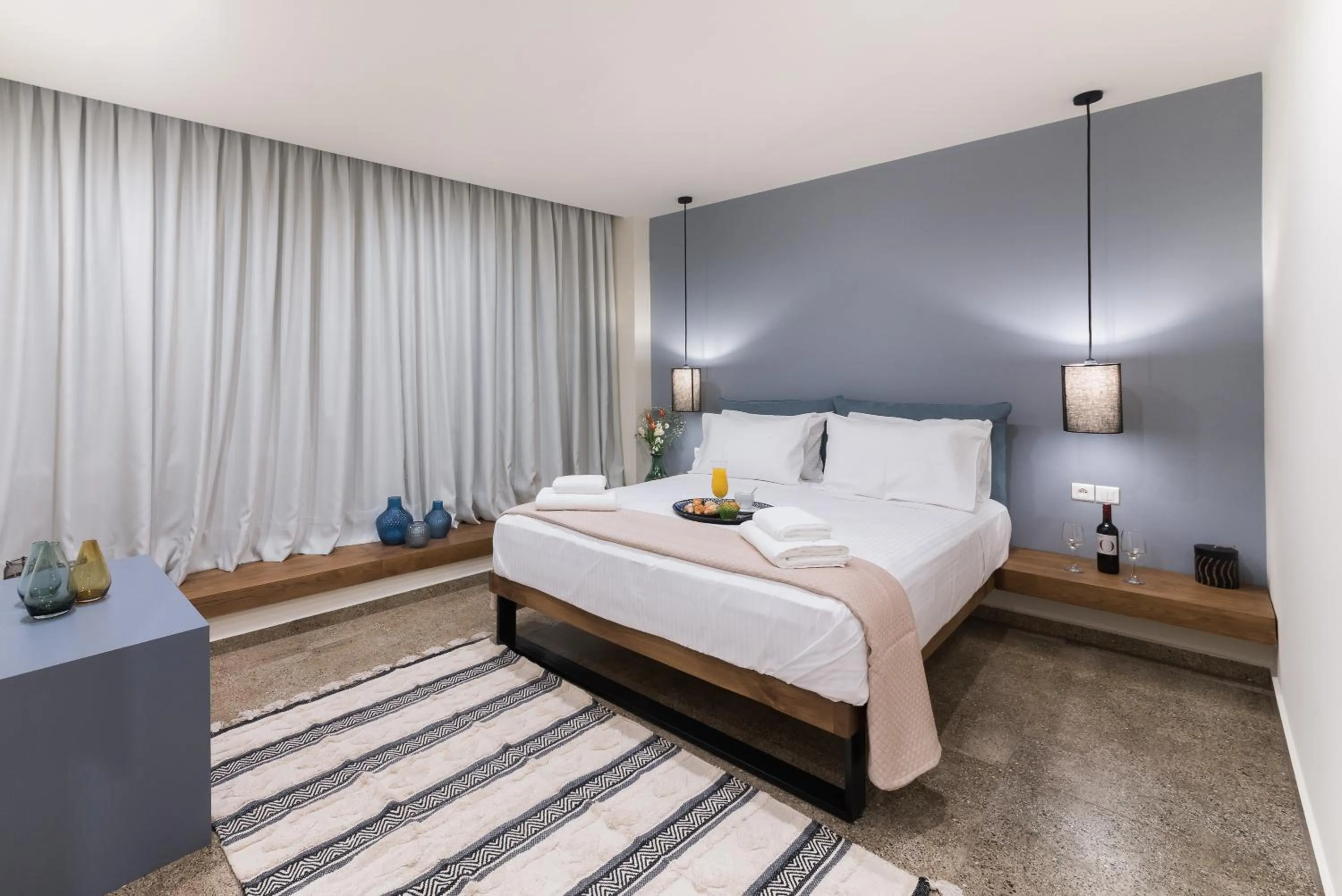 Photo of the whole room, Bed in Ciel Living Athens