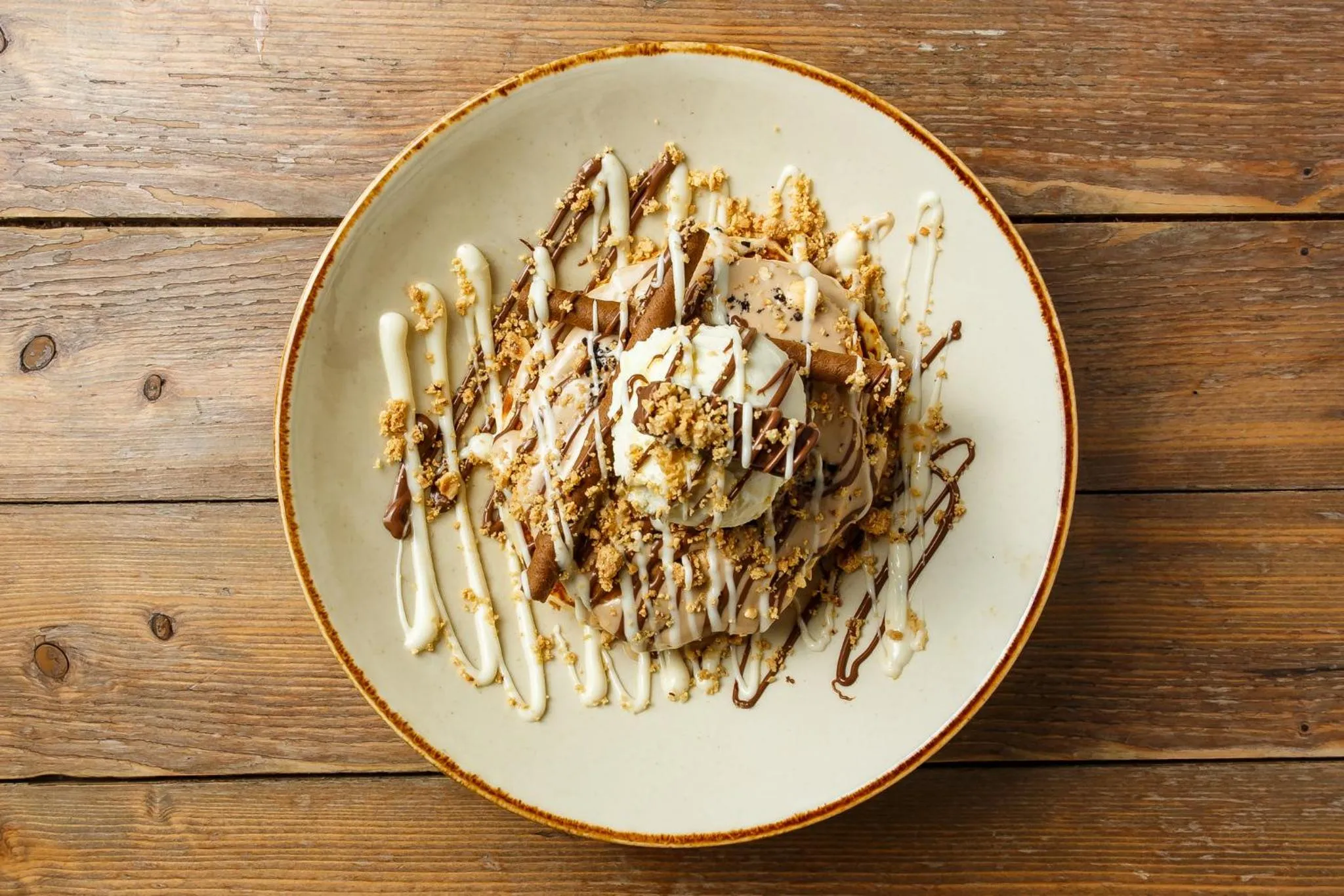 Restaurant/places to eat in Ciel Living Athens