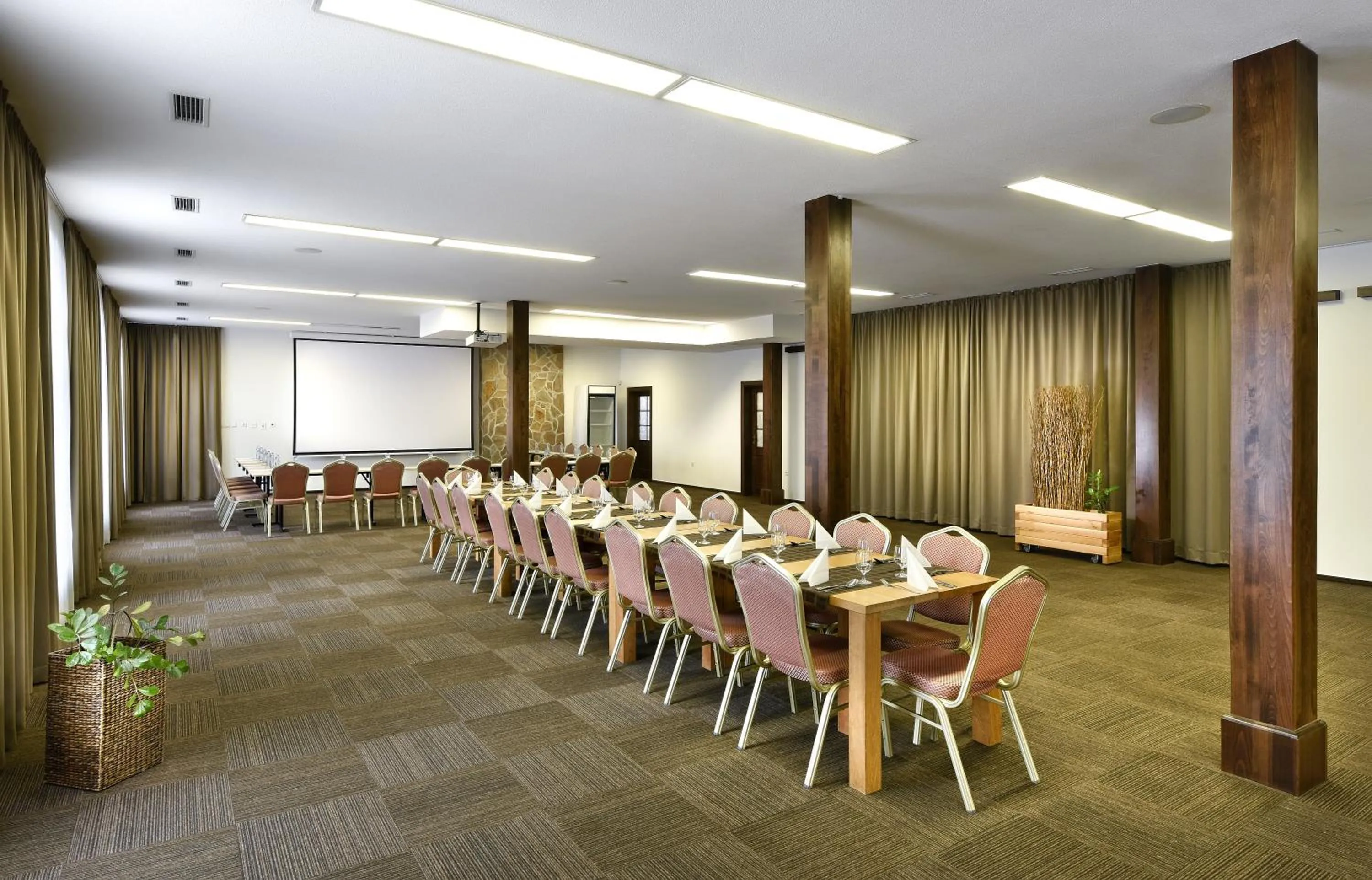 Business facilities in Rezort Masarykov dvor