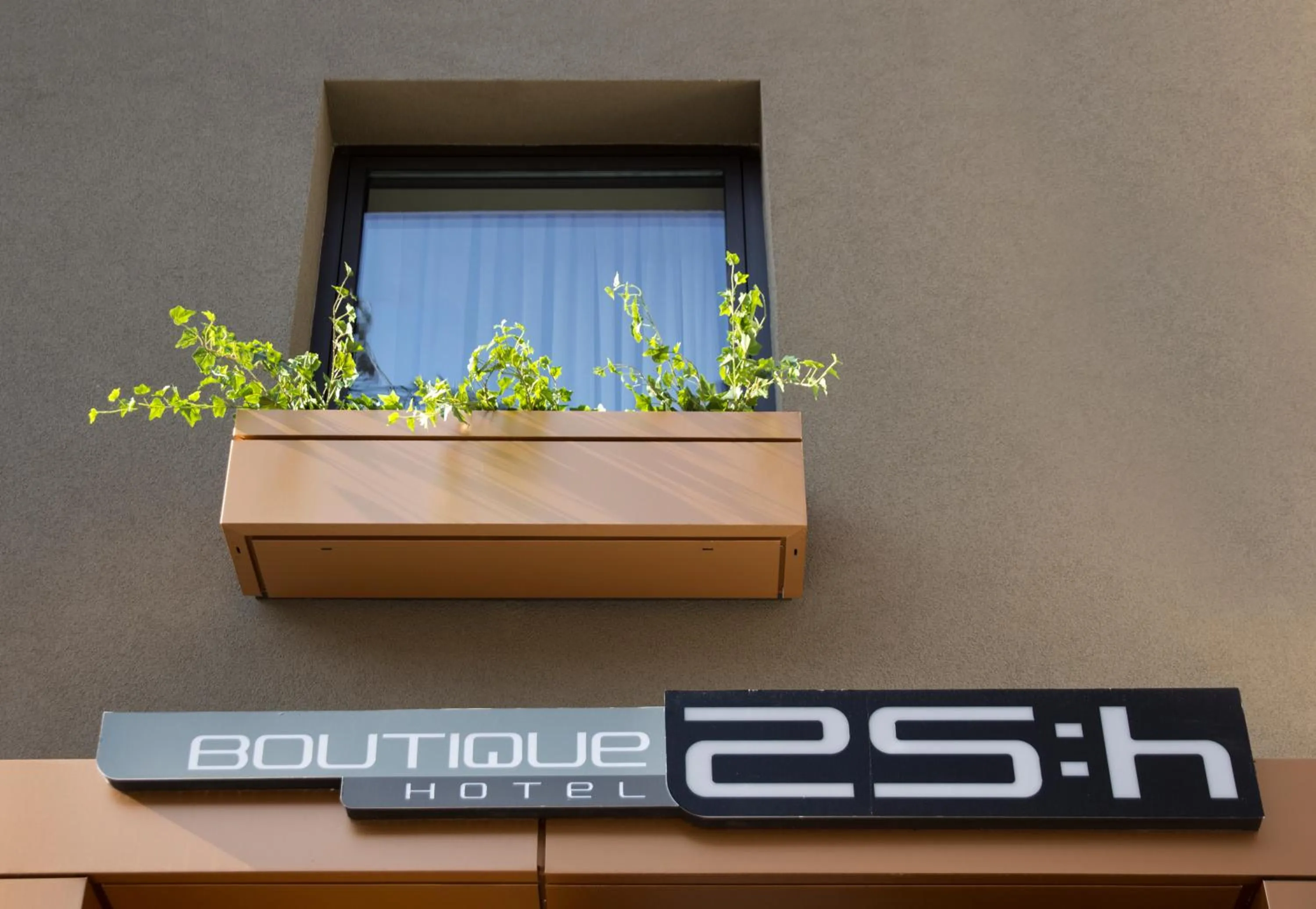 Property building in BOUTIQUE 25h by Eva stay 018