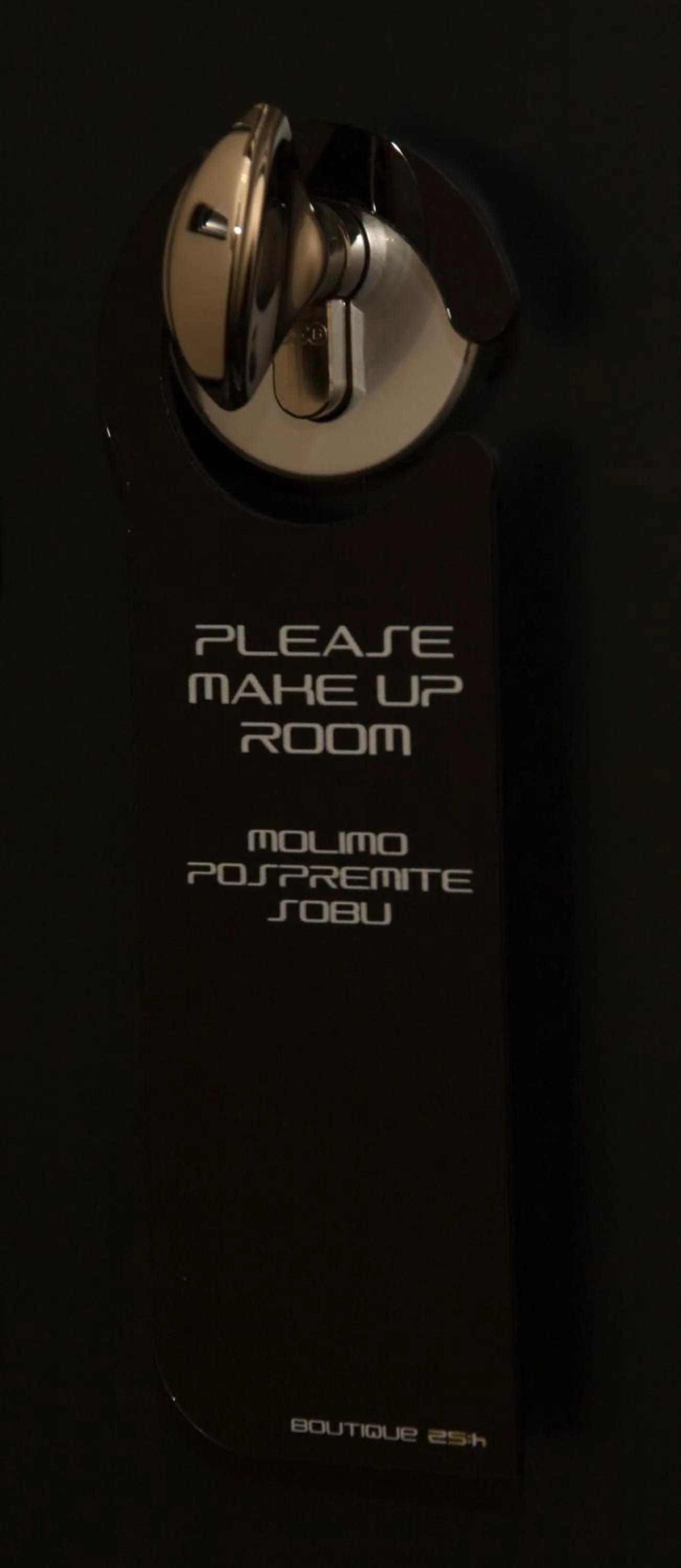 BOUTIQUE 25h by Eva stay 018