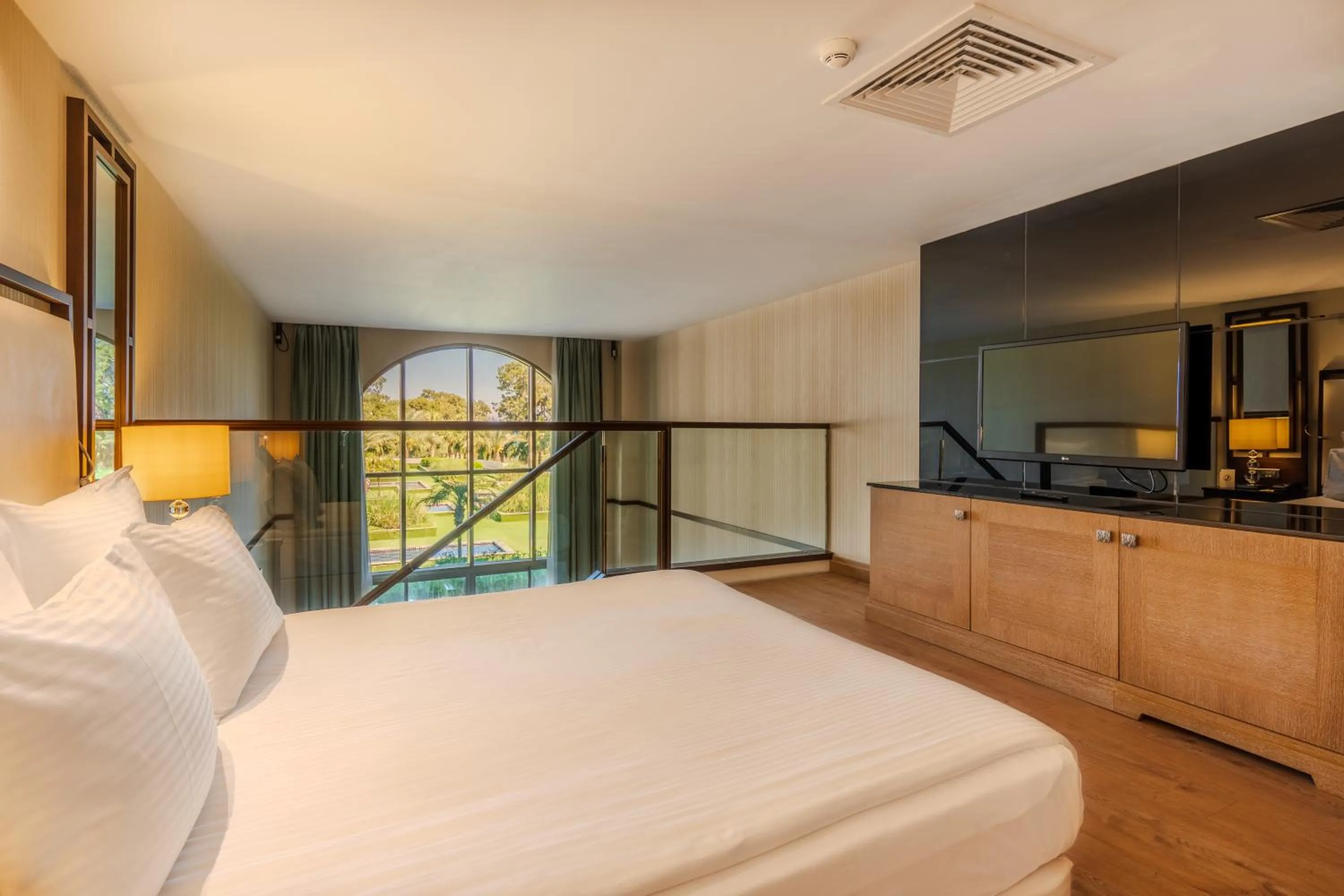 Bedroom in Juju Premier Palace Hotel