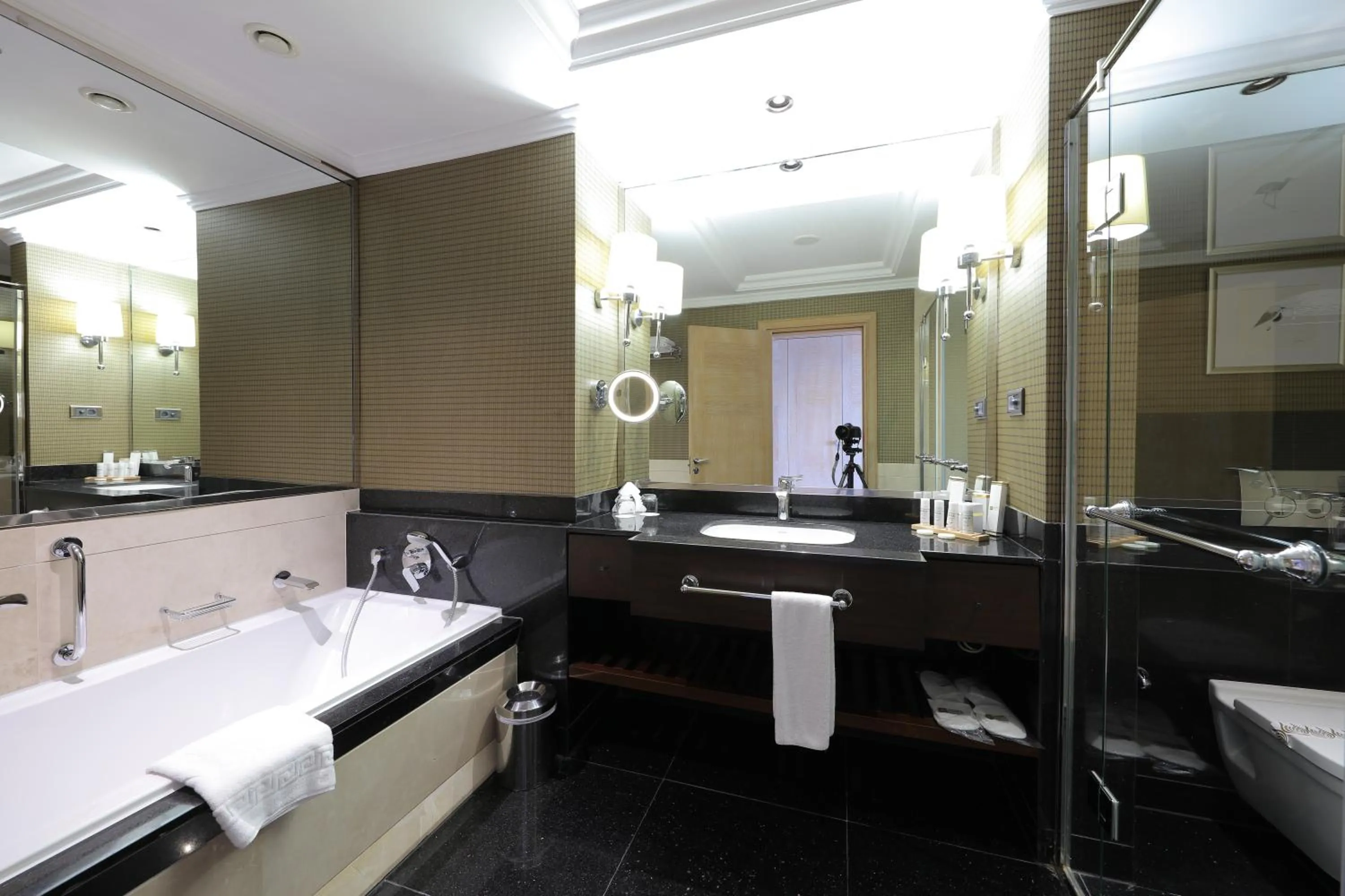 Bathroom in Juju Premier Palace Hotel-Ultra All Inclusive