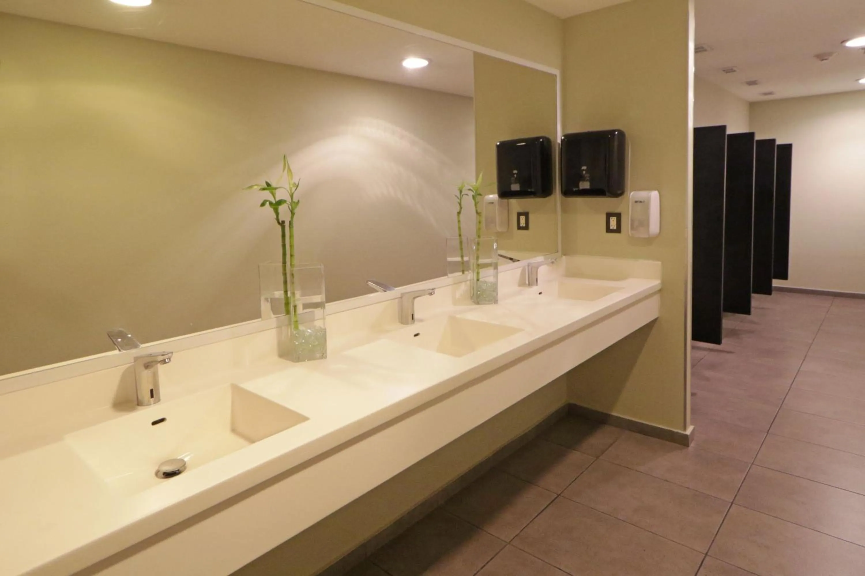 Photo of the whole room in City Express Suites by Marriott Ciudad de México Santa Fe