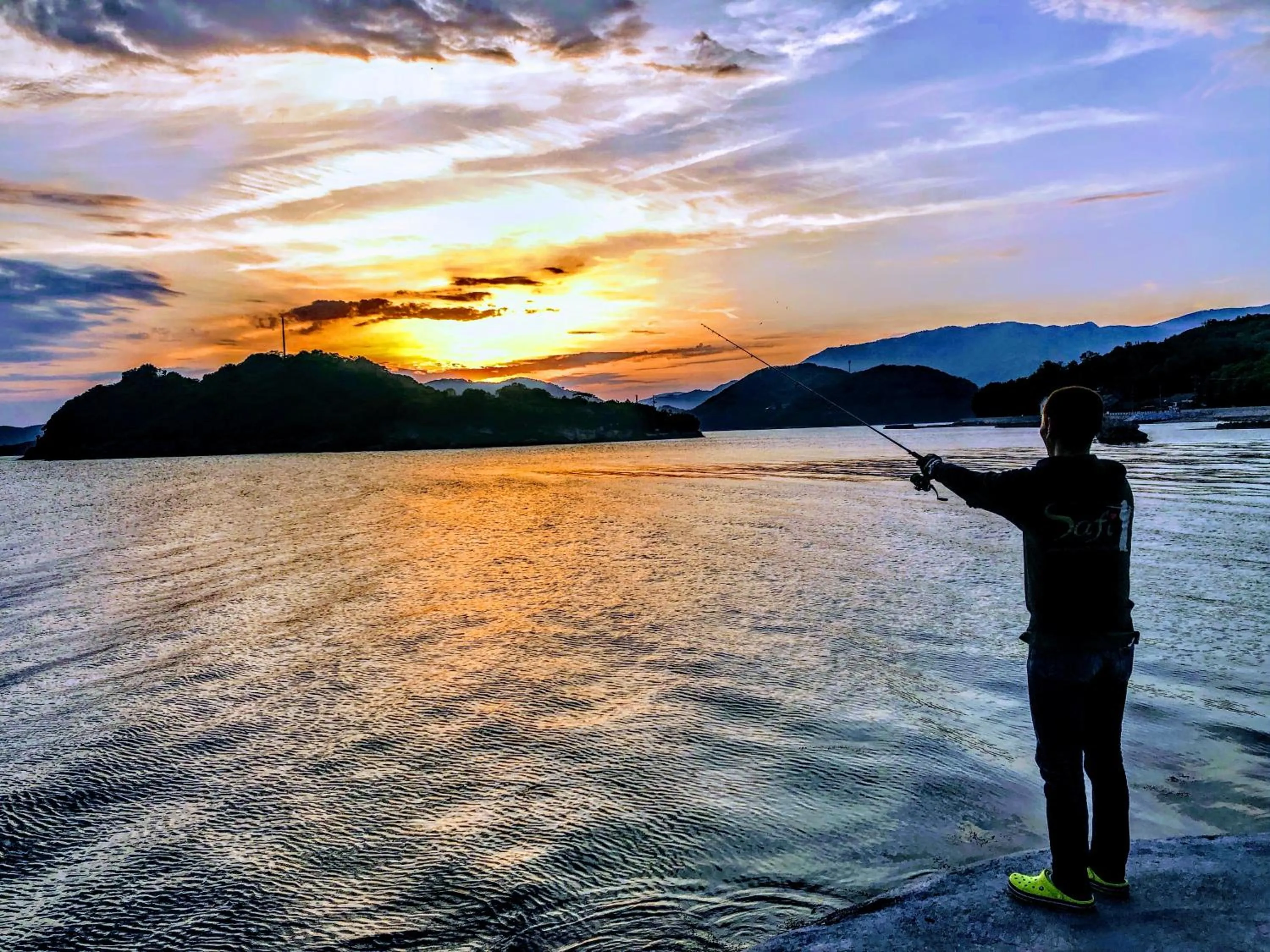 Fishing in villa chillon