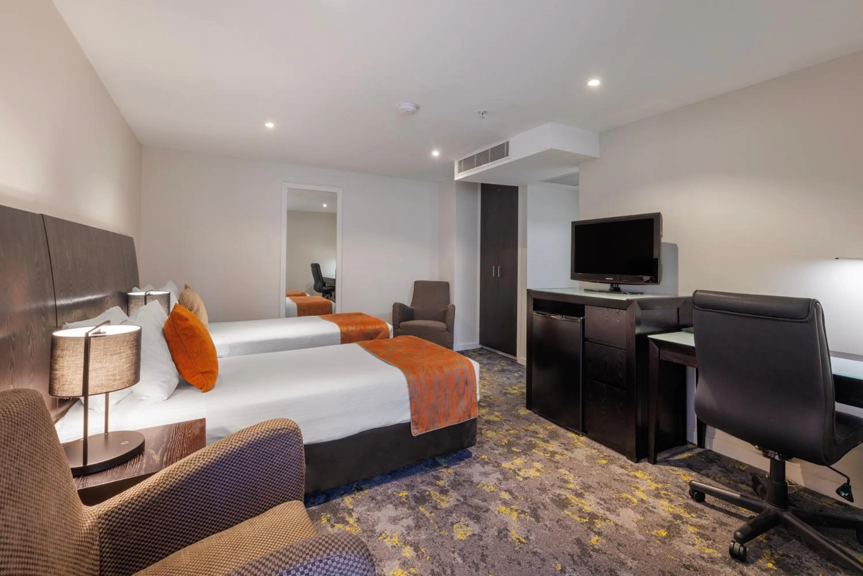 Bedroom, Bed in Hotel Grand Chancellor Melbourne