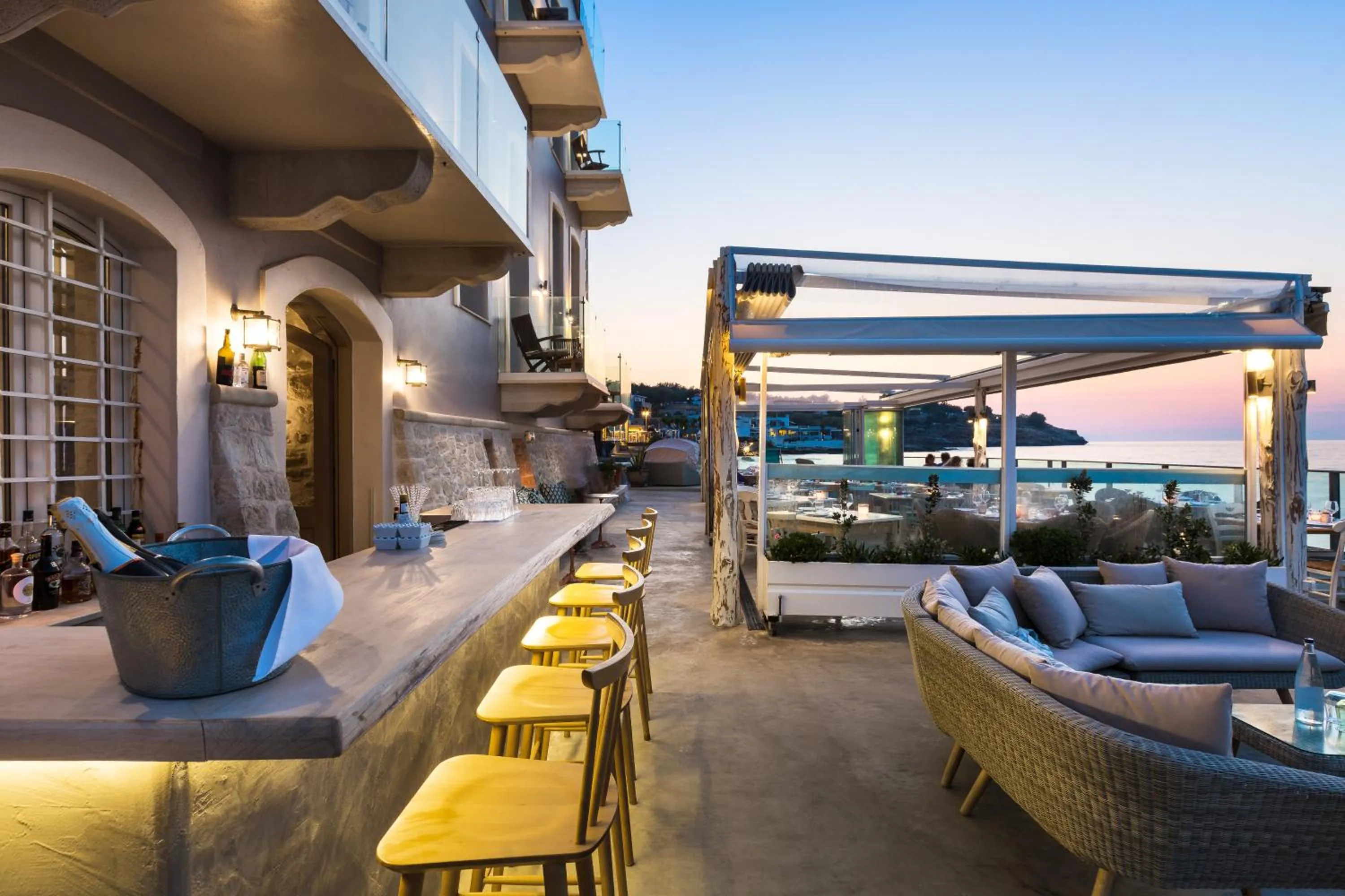 Restaurant/places to eat in Thalassa Boutique Hotel