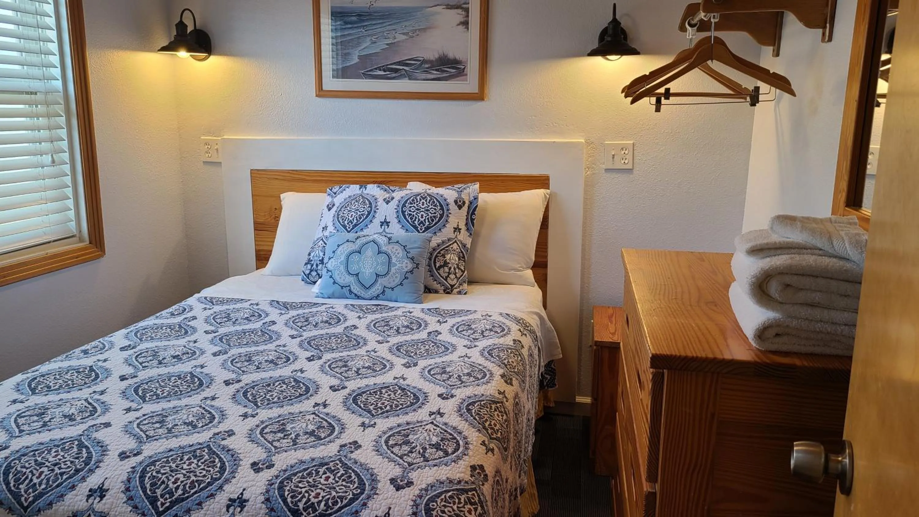 Bedroom, Bed in Driftin Sands Motel