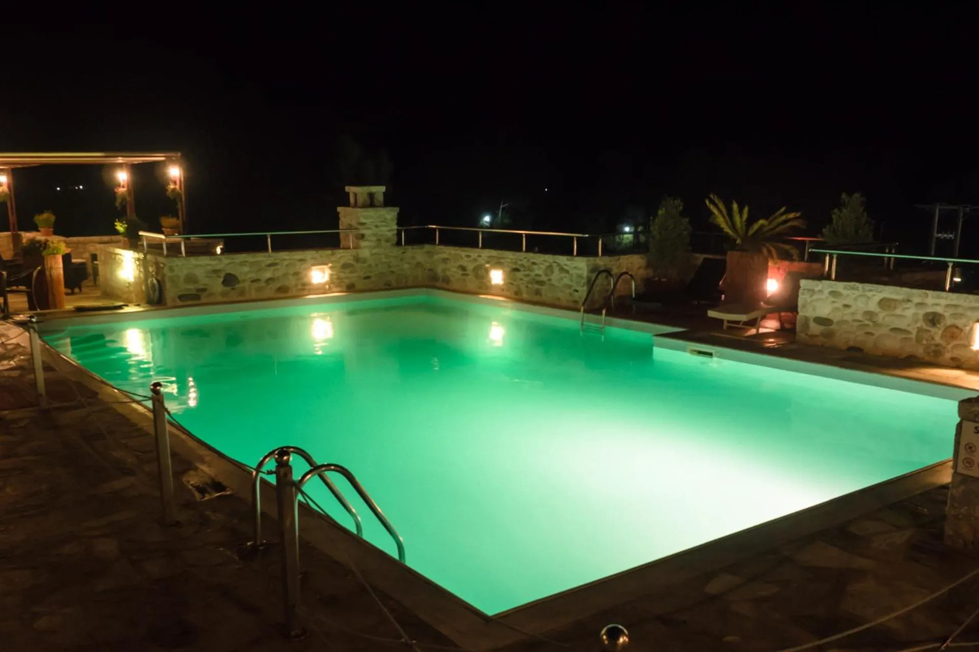 Swimming pool in Vathi Hotel Apartment Hotel