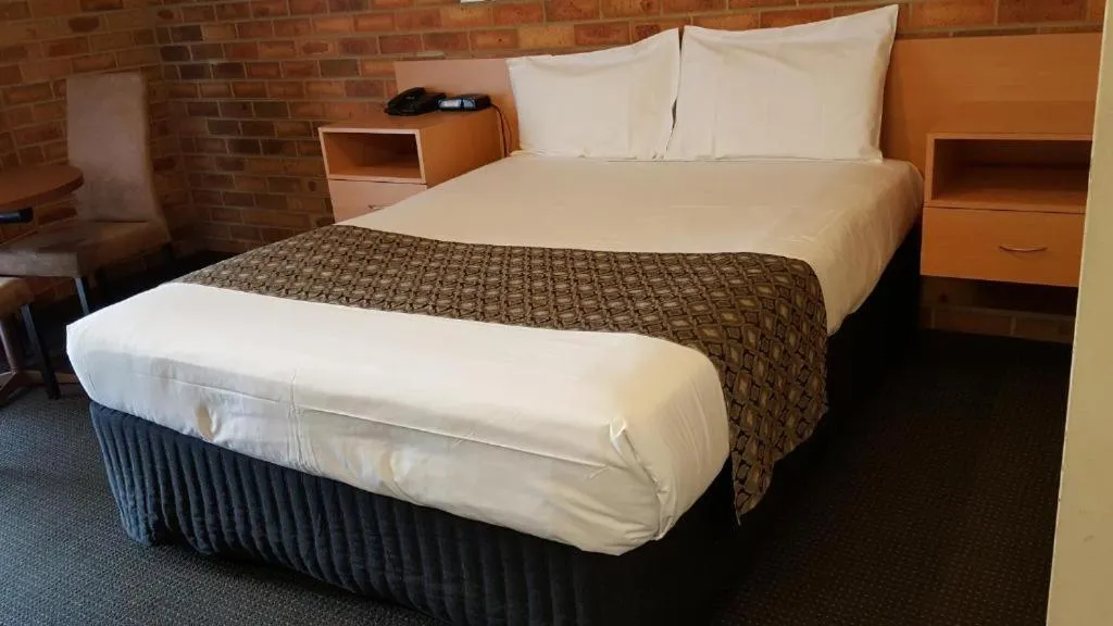 Bed in Dandenong Motel