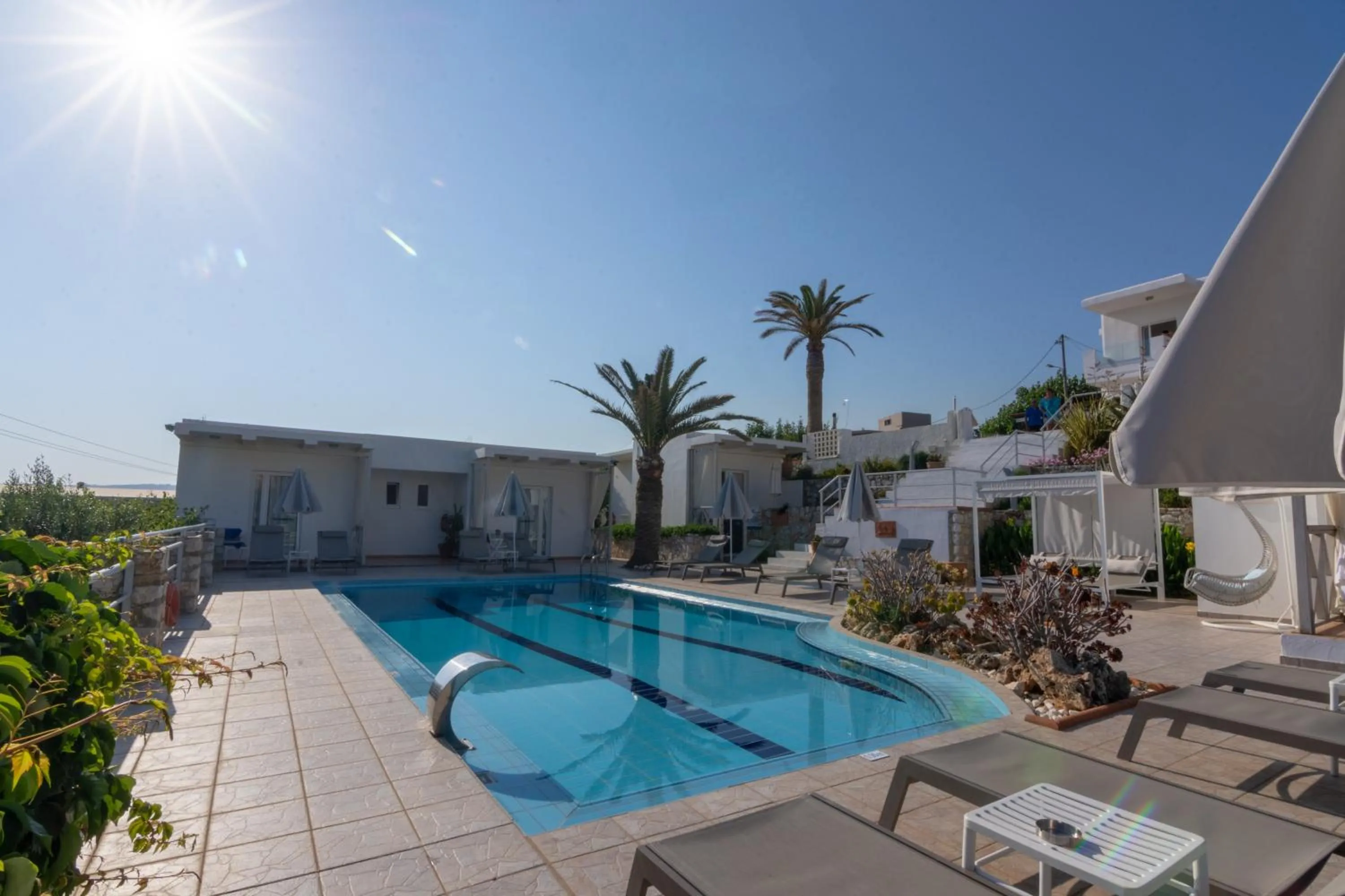 Swimming pool in Frida Apartments