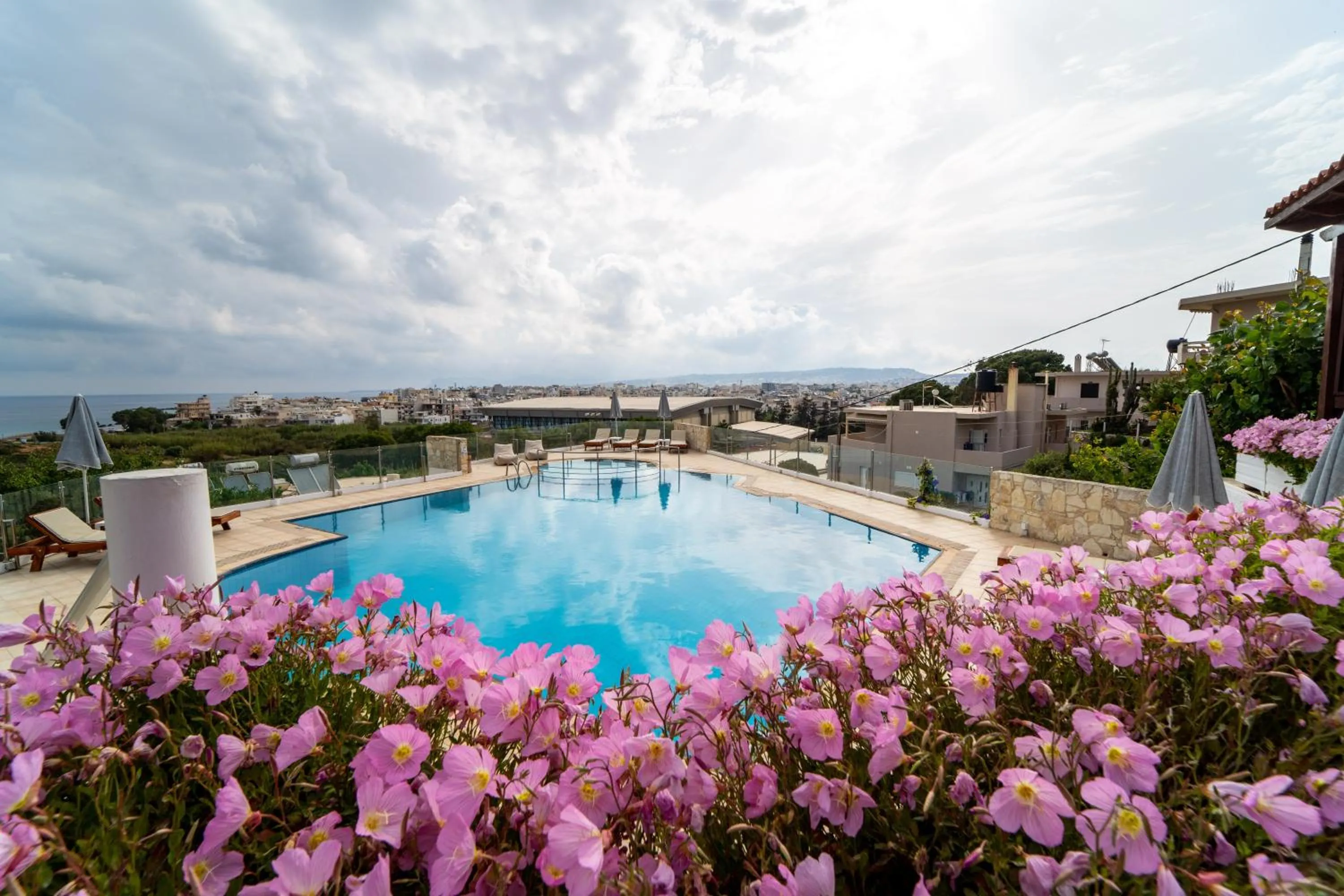 Spring in Frida Apartments