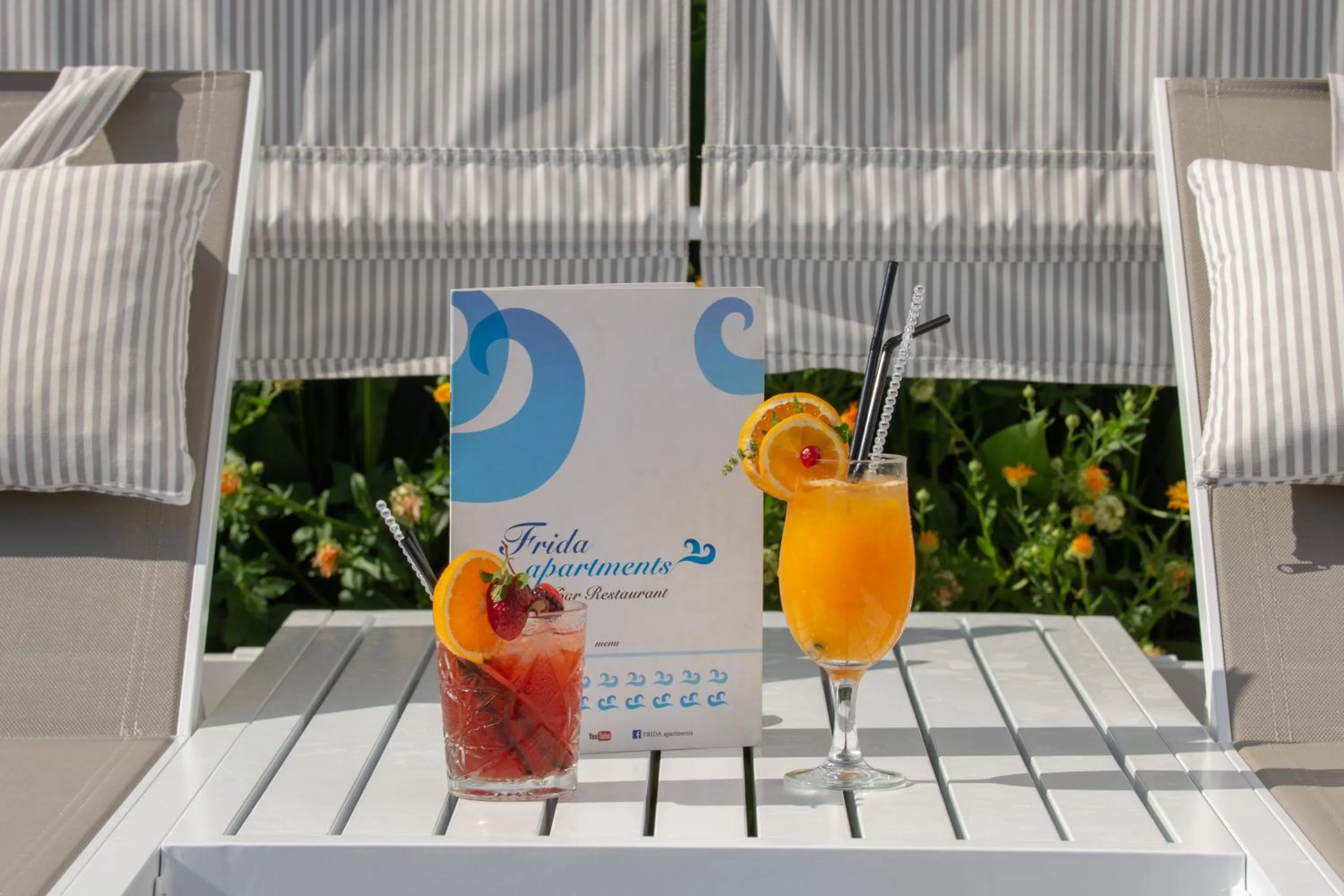 Drinks in Frida Apartments