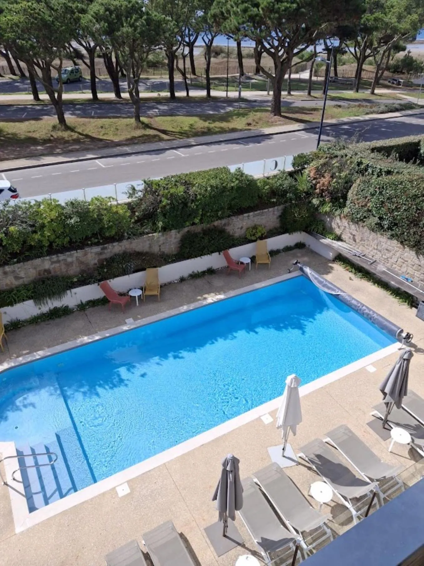 Swimming pool in Le Churchill Hôtel & Spa