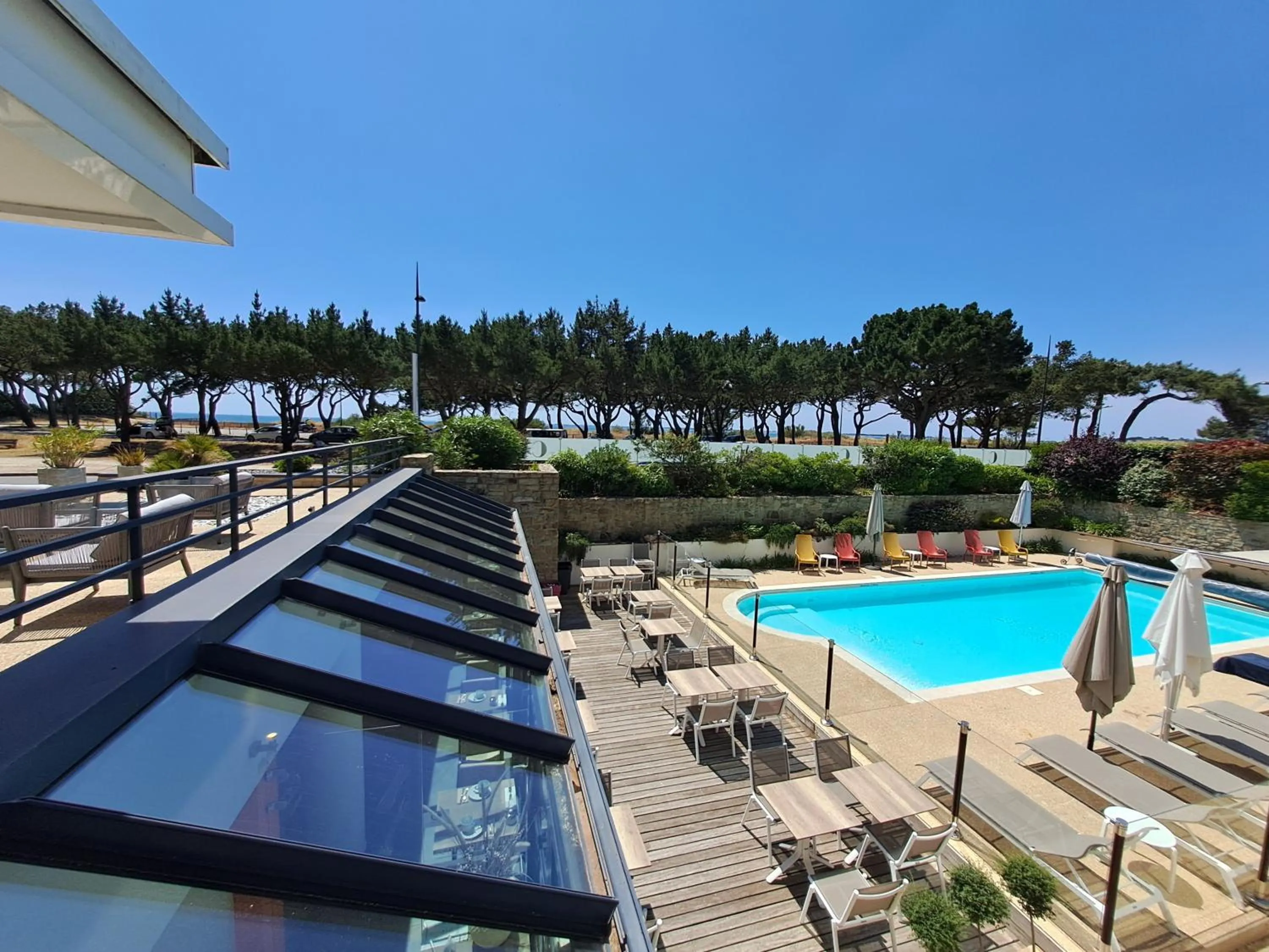 Patio in Le Churchill Hôtel & Spa
