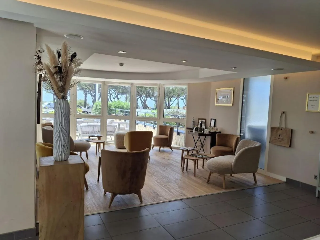 Property building in Le Churchill Hôtel & Spa