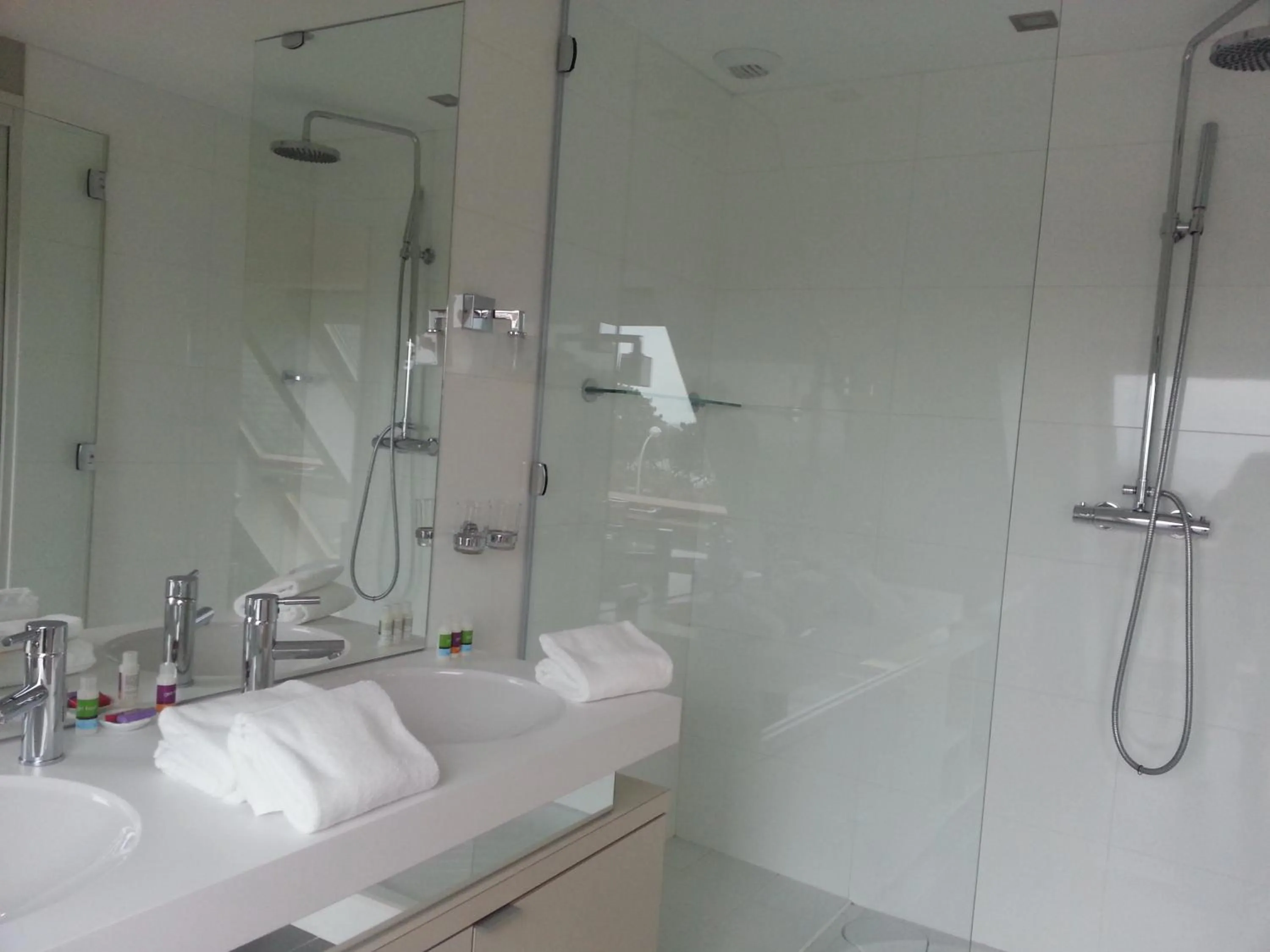 Bathroom in Le Churchill Hôtel & Spa