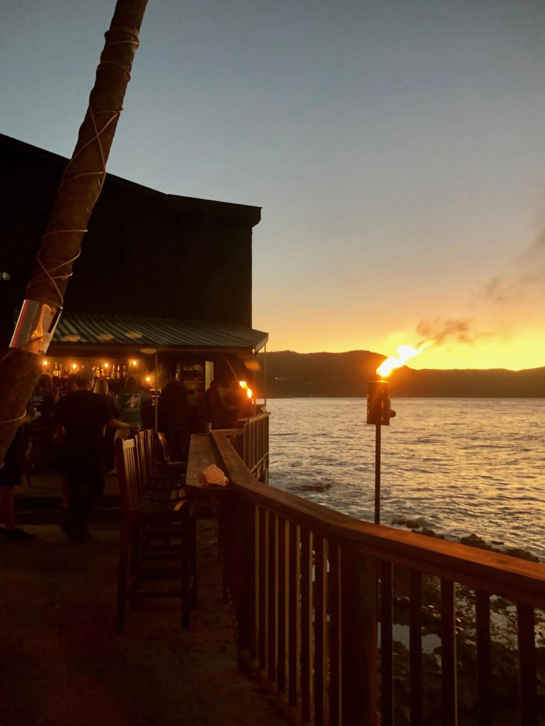 Lounge or bar in The Waves at Cane Bay