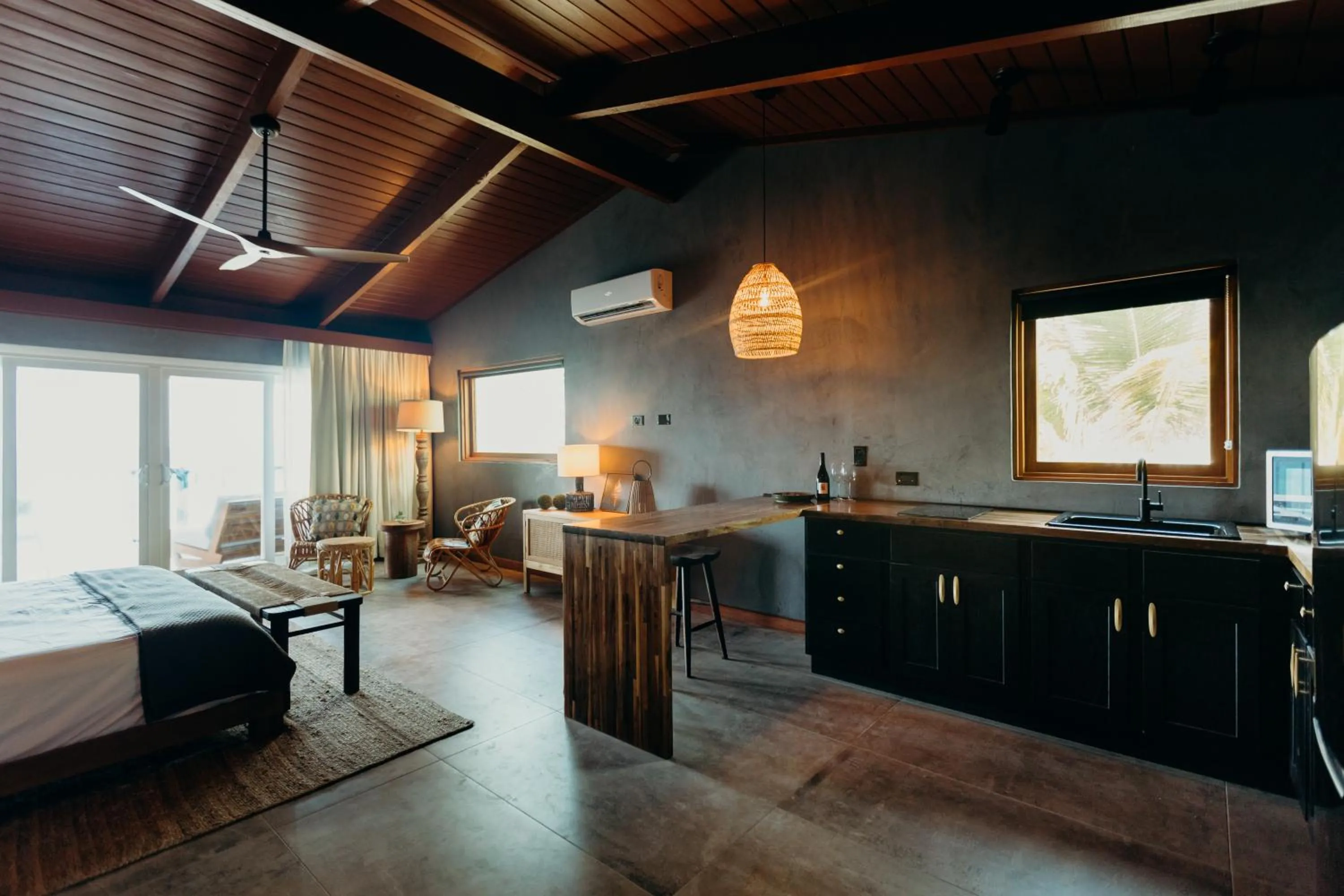 Kitchen or kitchenette in The Waves at Cane Bay