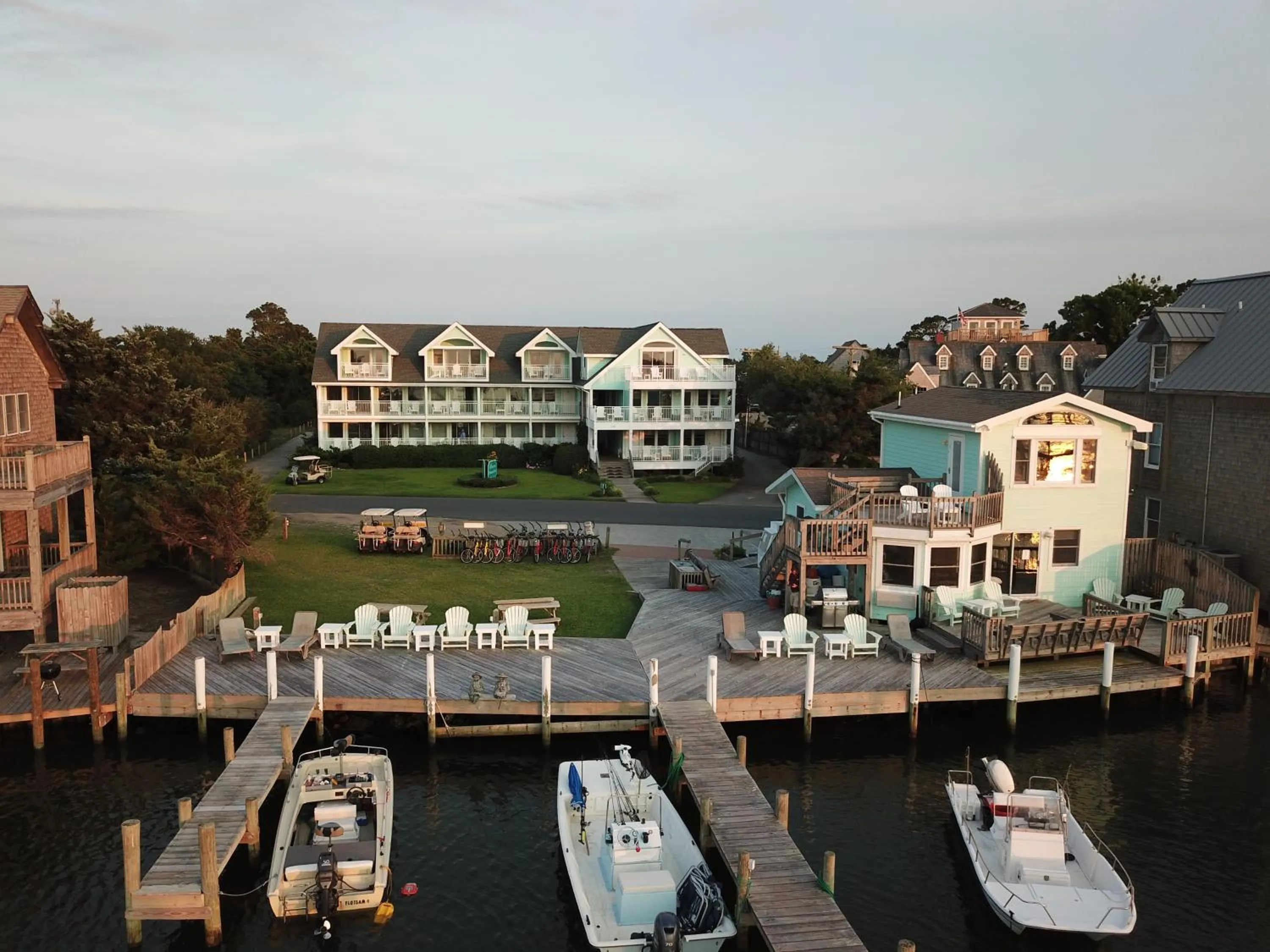 The Ocracoke Harbor Inn