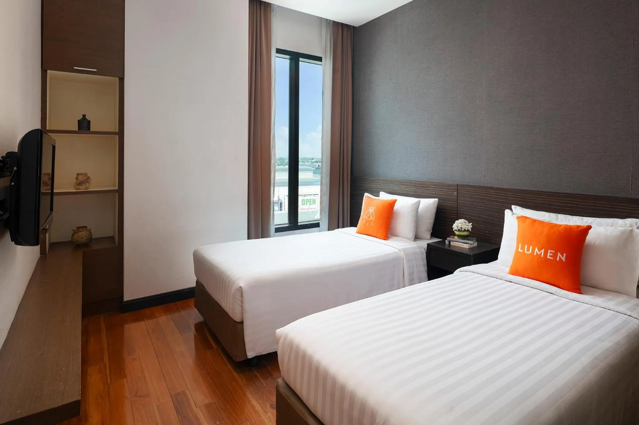 Bedroom, Bed in Lumen Bangkok Srinakarin