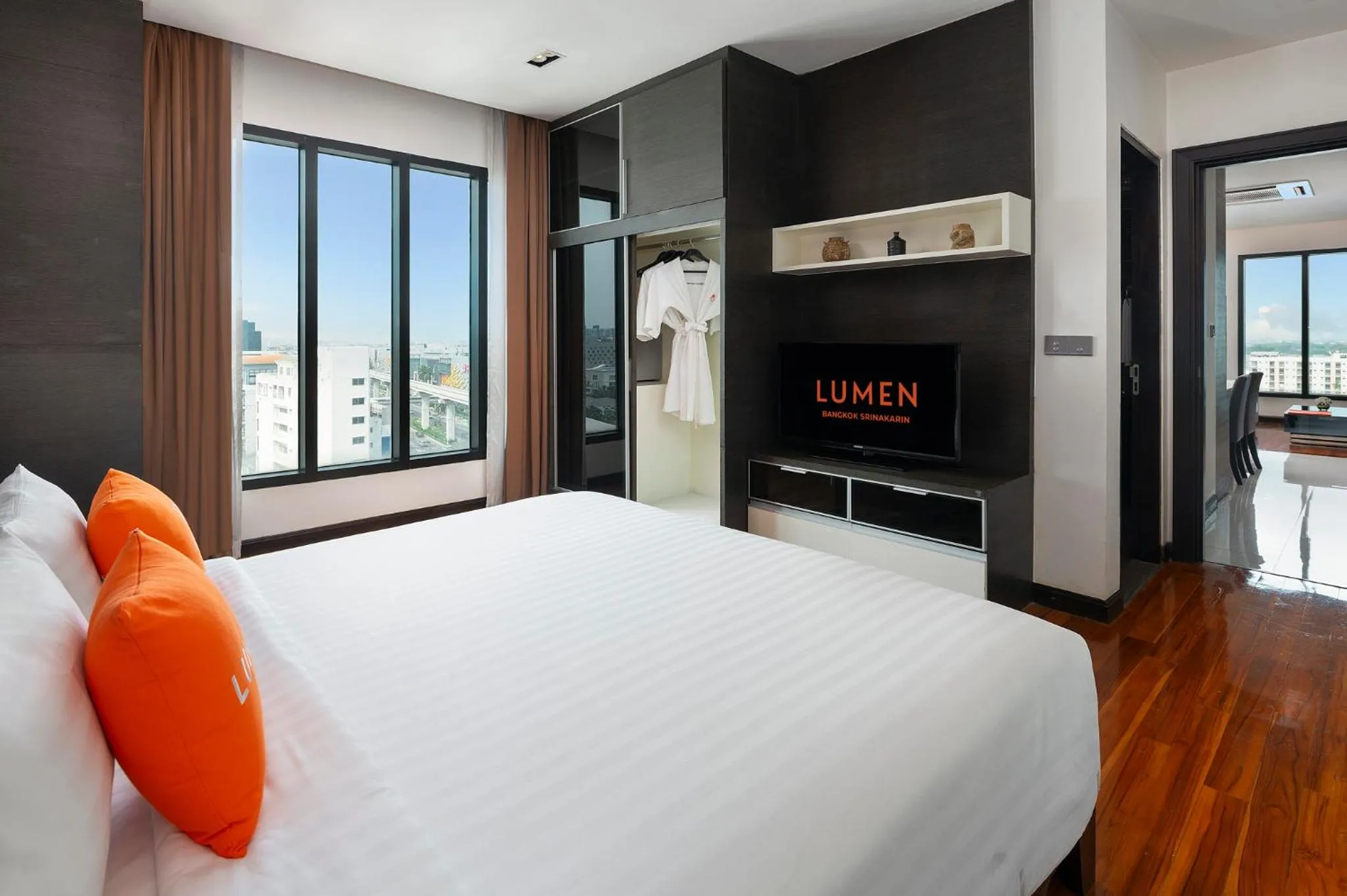 Bed in Lumen Bangkok Srinakarin